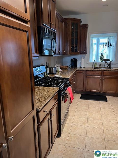 40 Hillside Court South