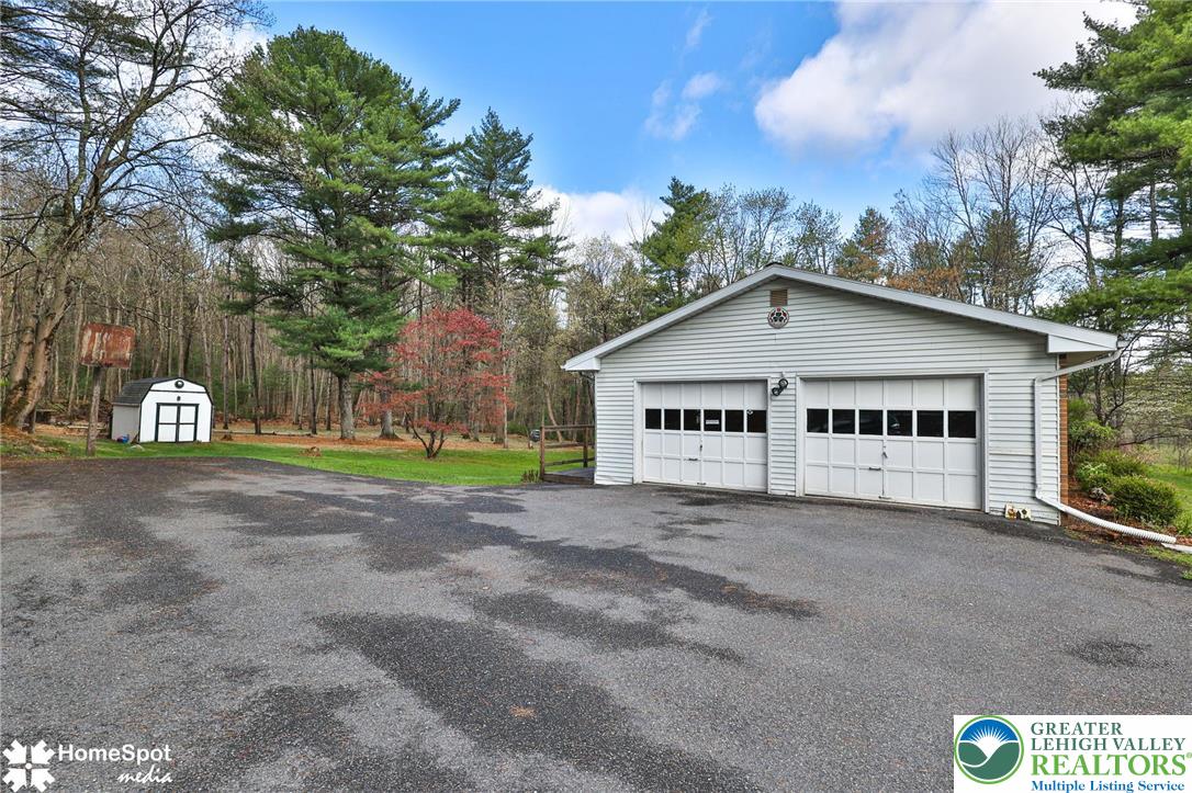 7262 Mount Eaton Road