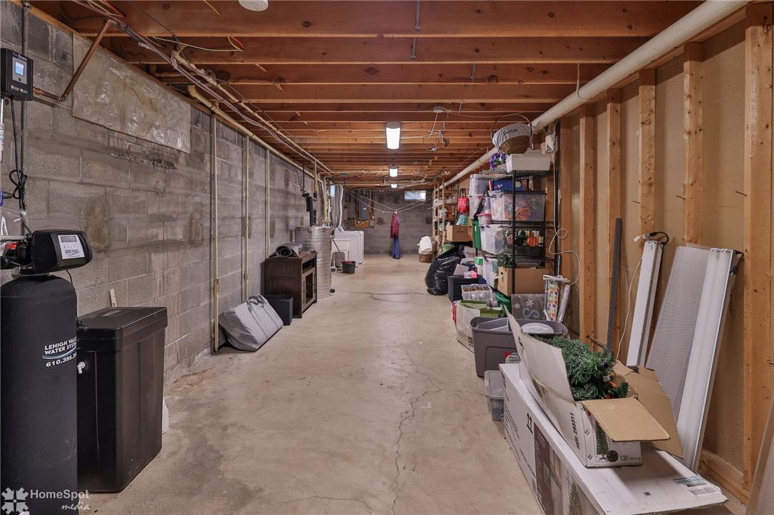 6124 Hilltop Road