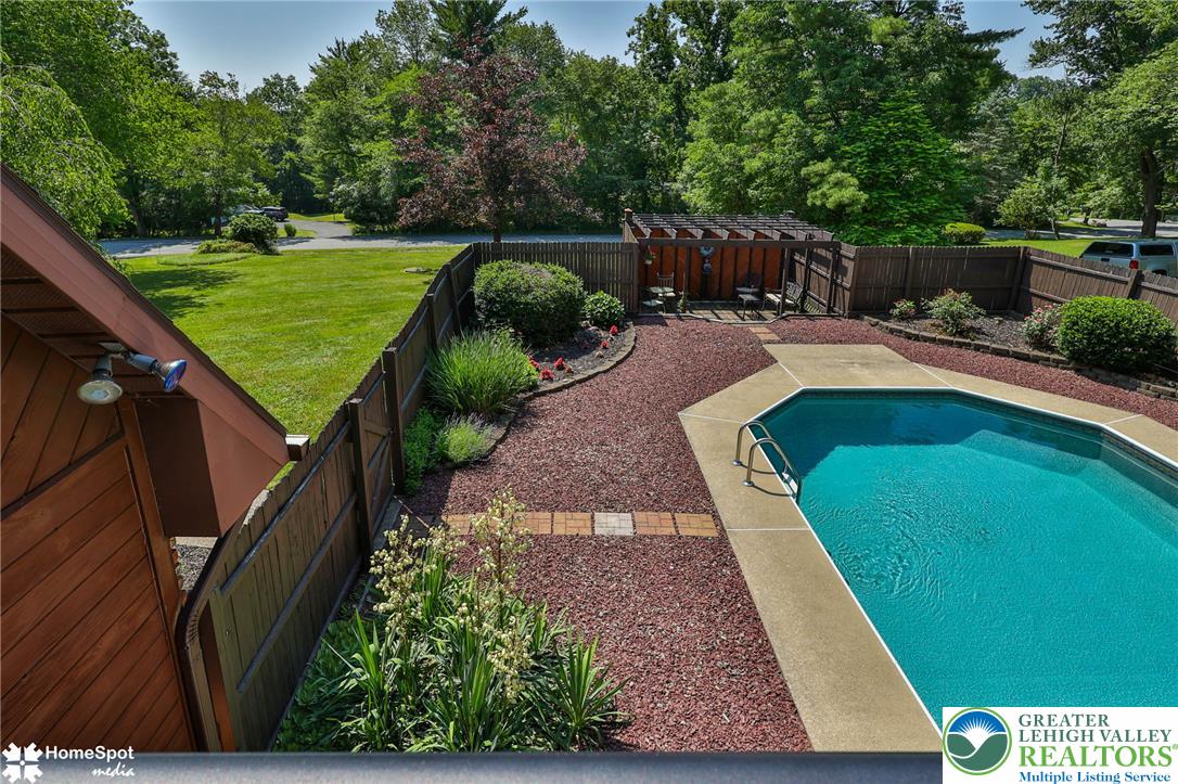 1503 Seneca Trail