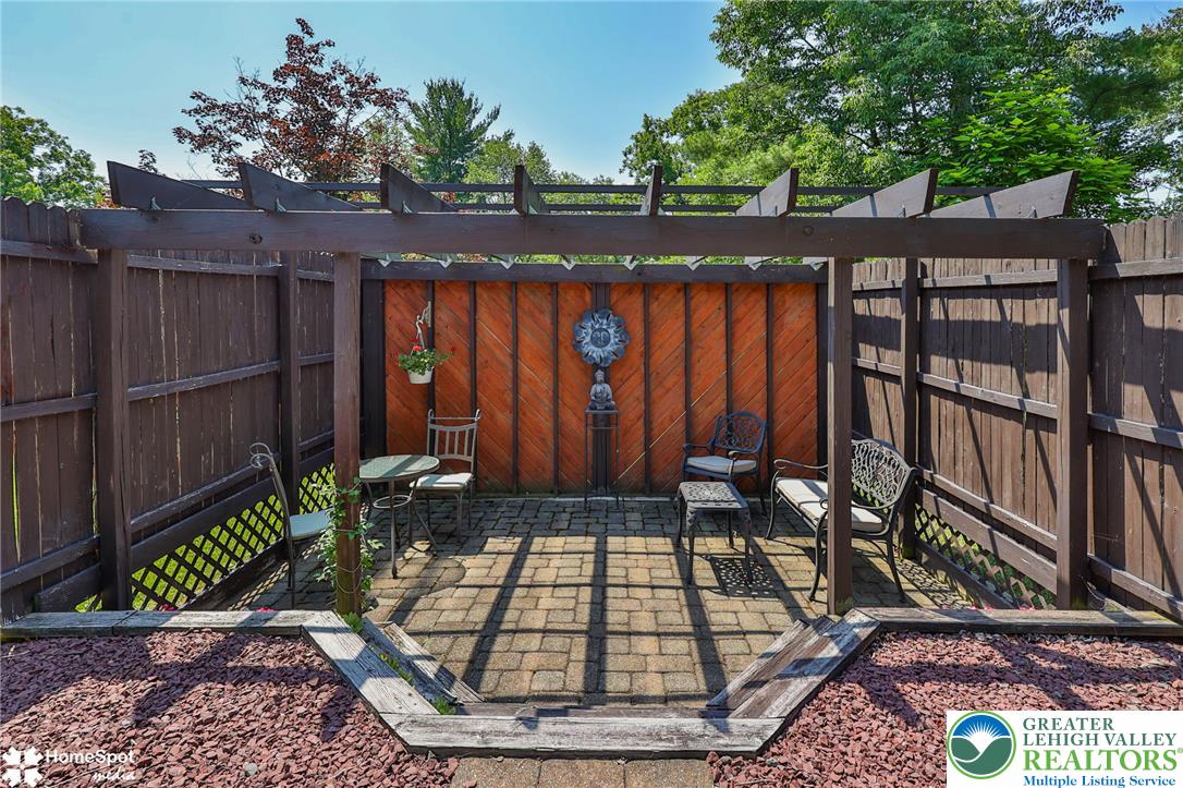 1503 Seneca Trail
