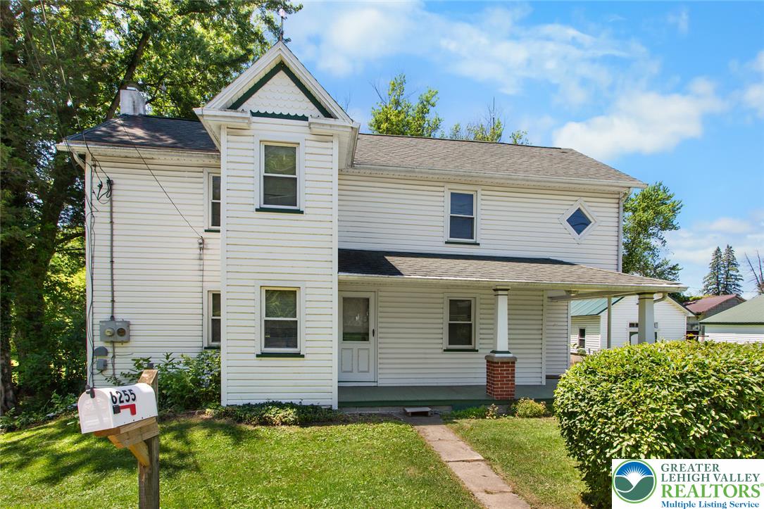 6255 Sullivan Trail