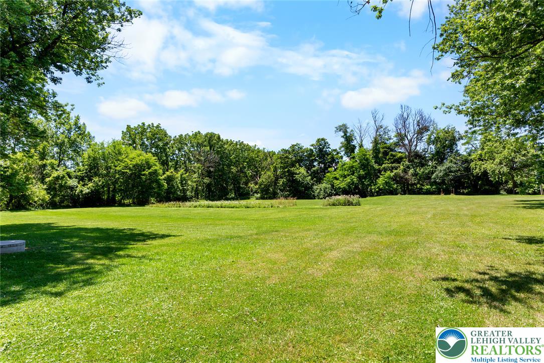 6255 Sullivan Trail