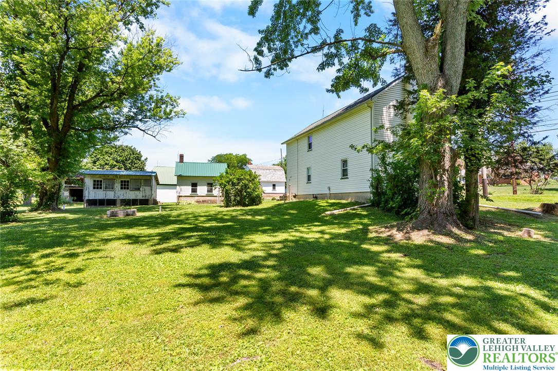 6255 Sullivan Trail