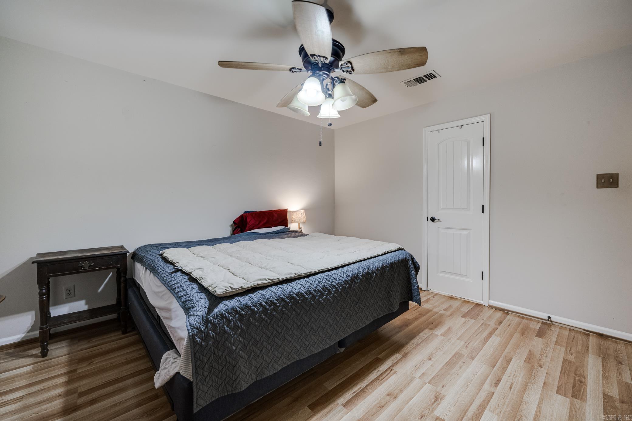 417 Lynnewood Drive