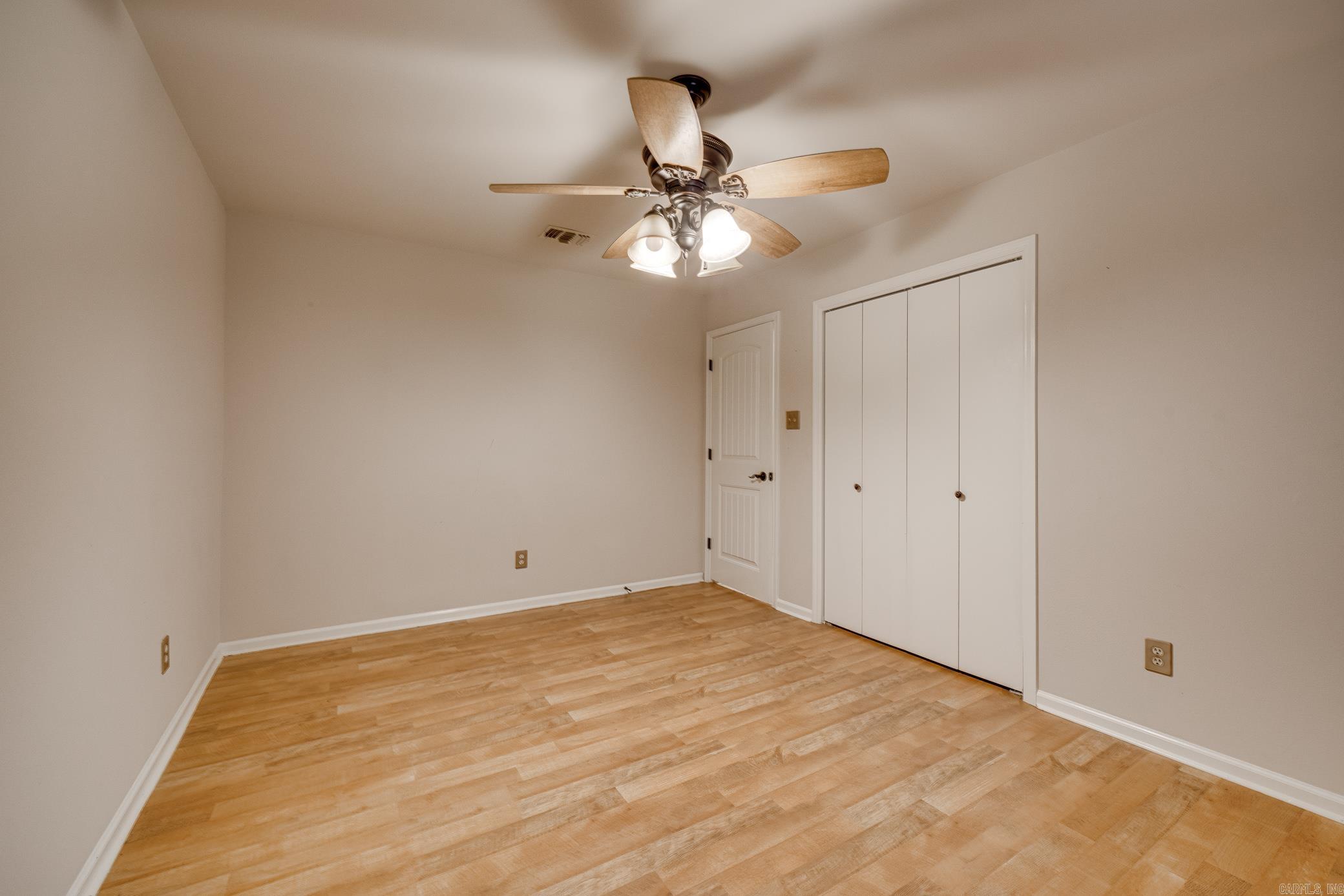 417 Lynnewood Drive