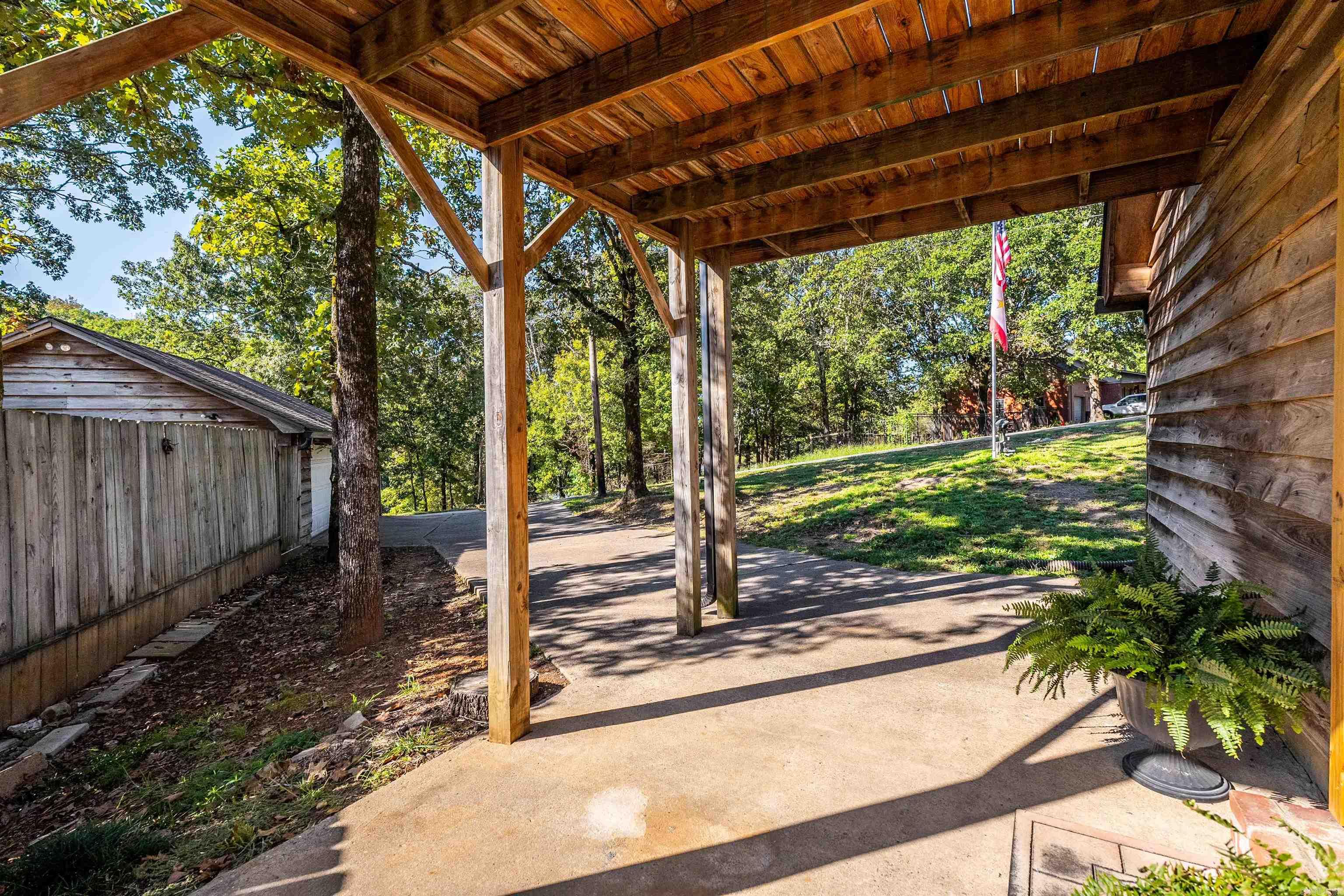 641 Willow Lake Road