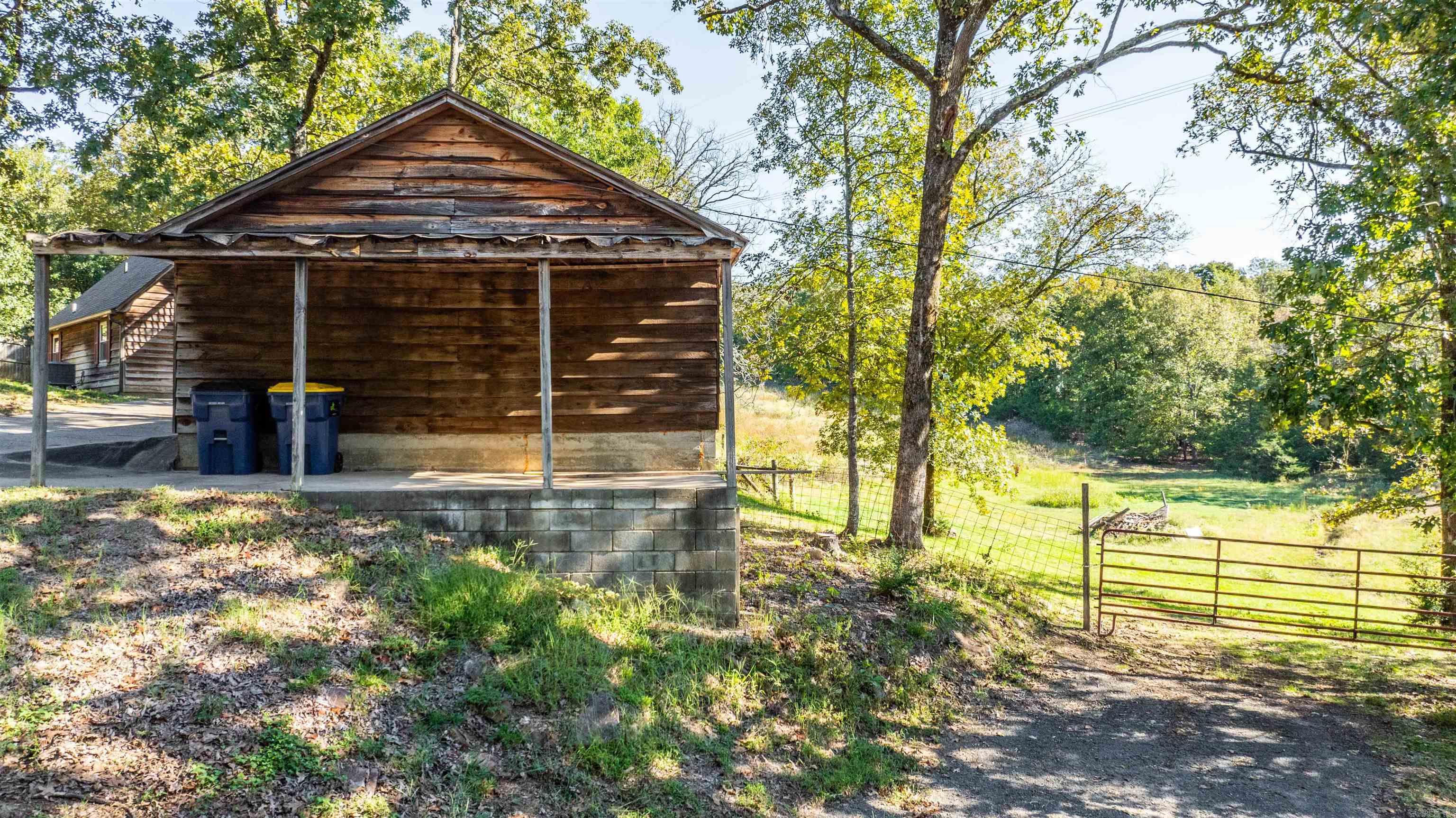 641 Willow Lake Road