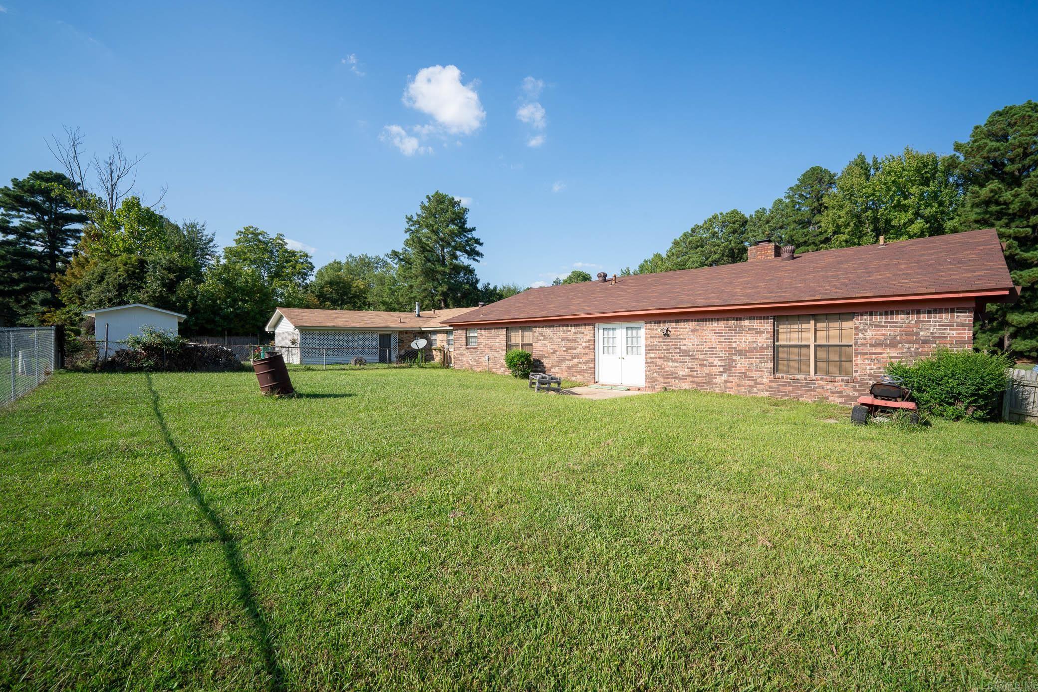 21 Lexington Circle