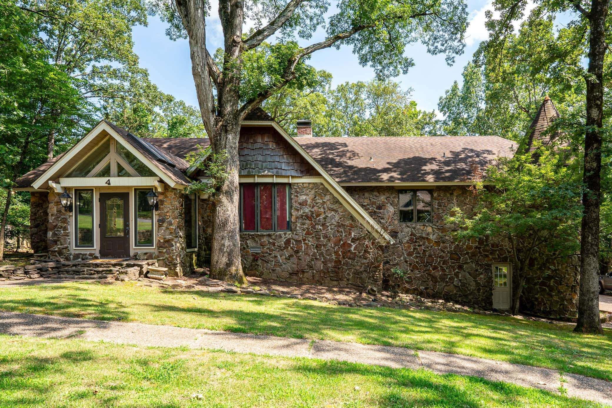 4 Cherry Tree Court