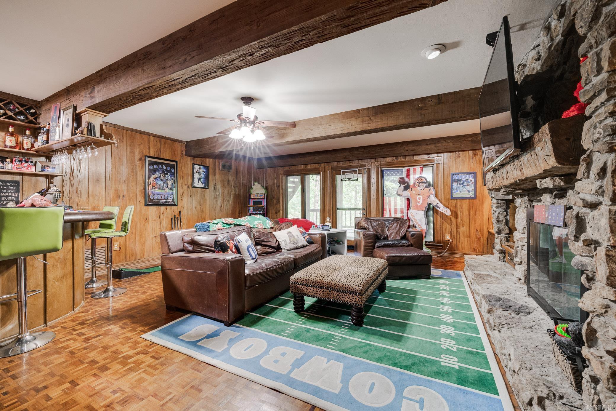 4 Cherry Tree Court