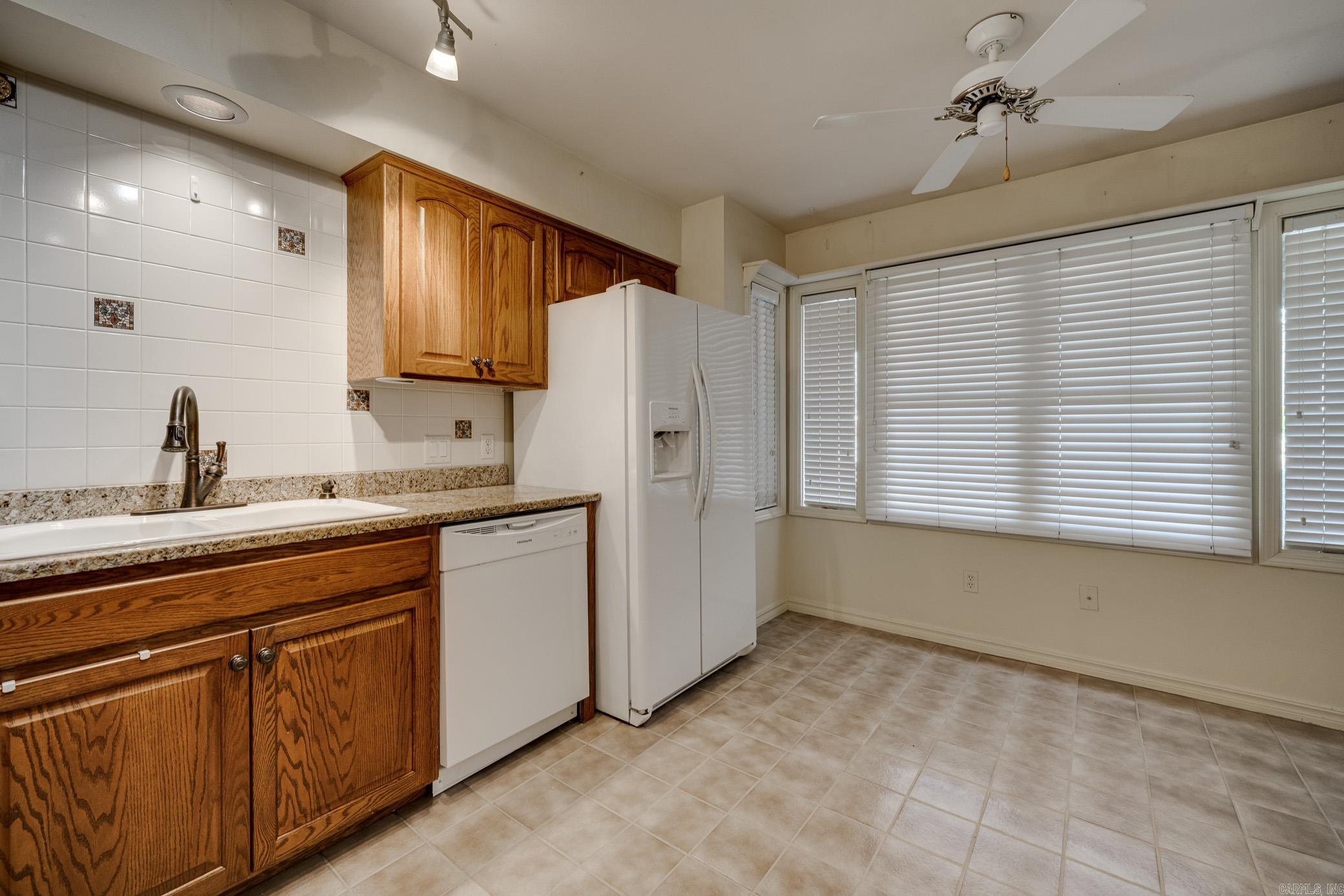 5201 Fairway #28 Avenue