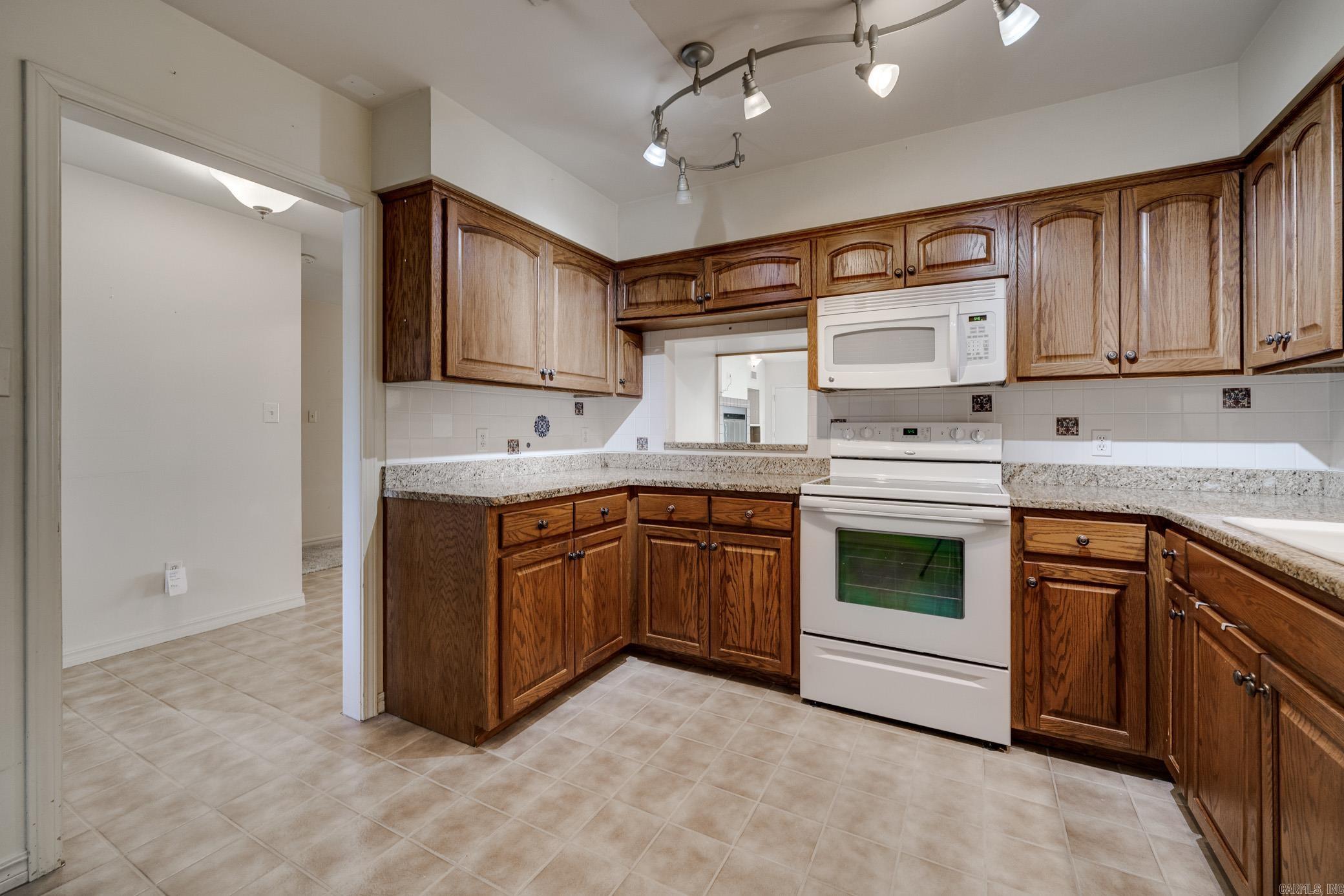 5201 Fairway #28 Avenue