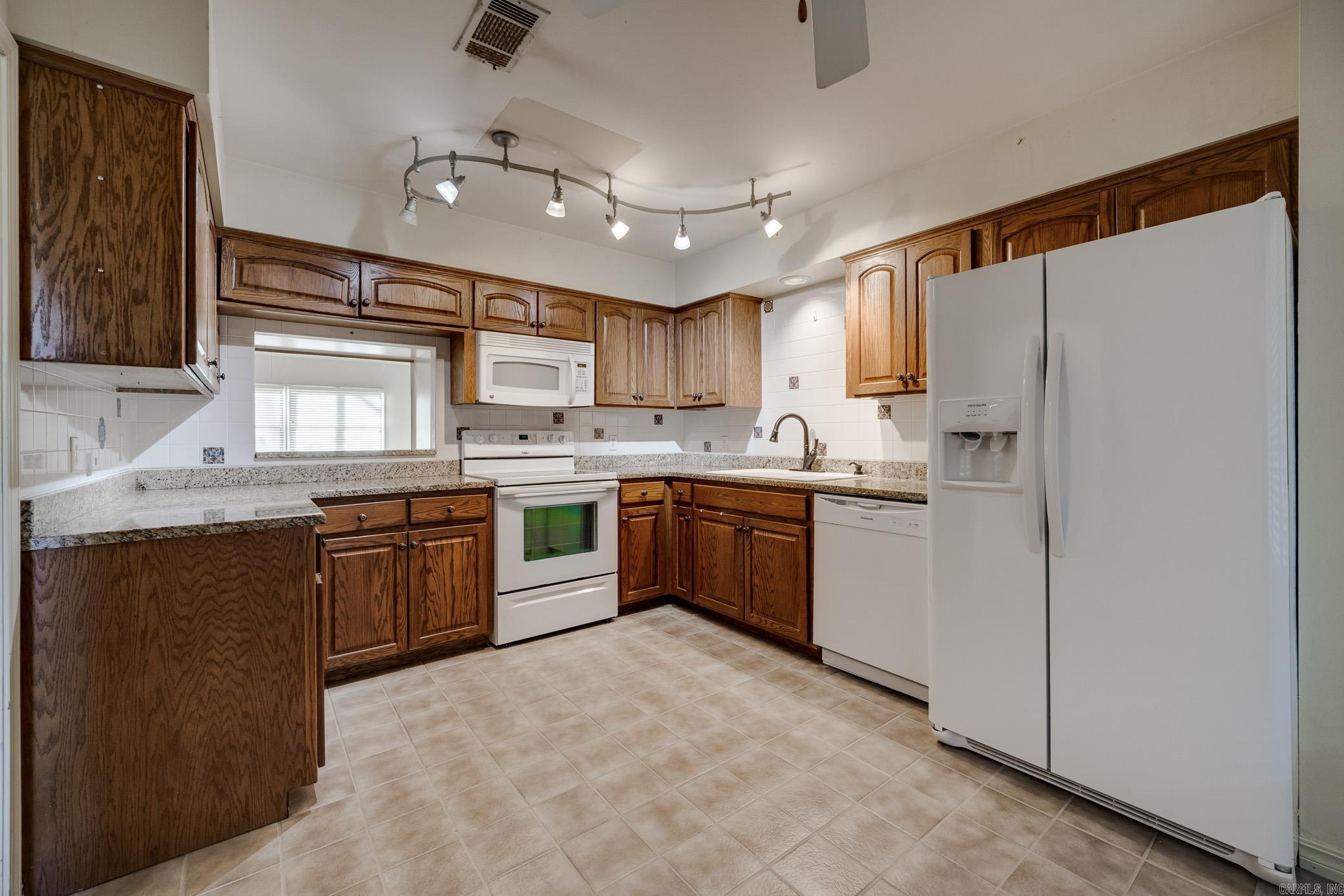 5201 Fairway #28 Avenue