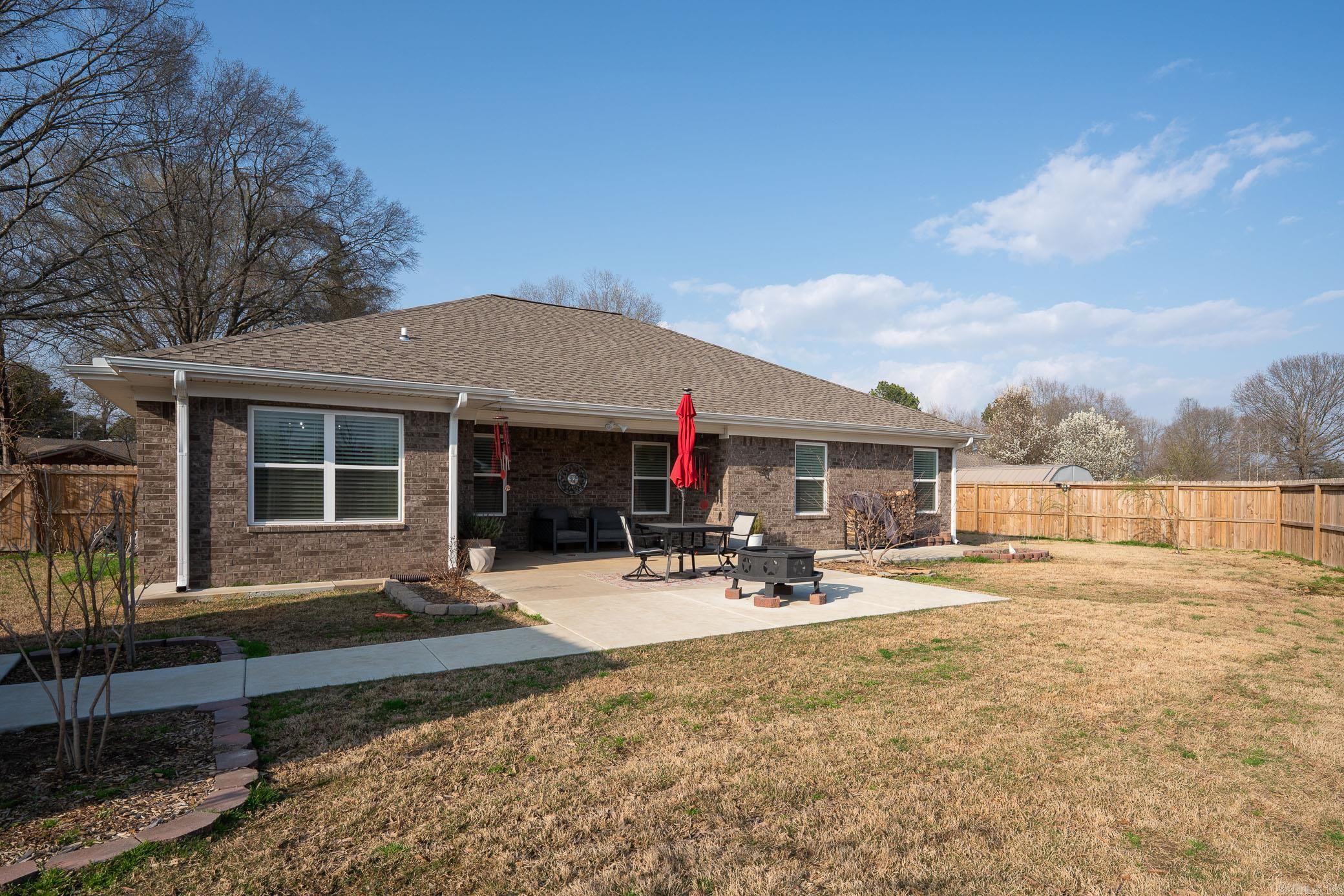 1898 Lake View Drive