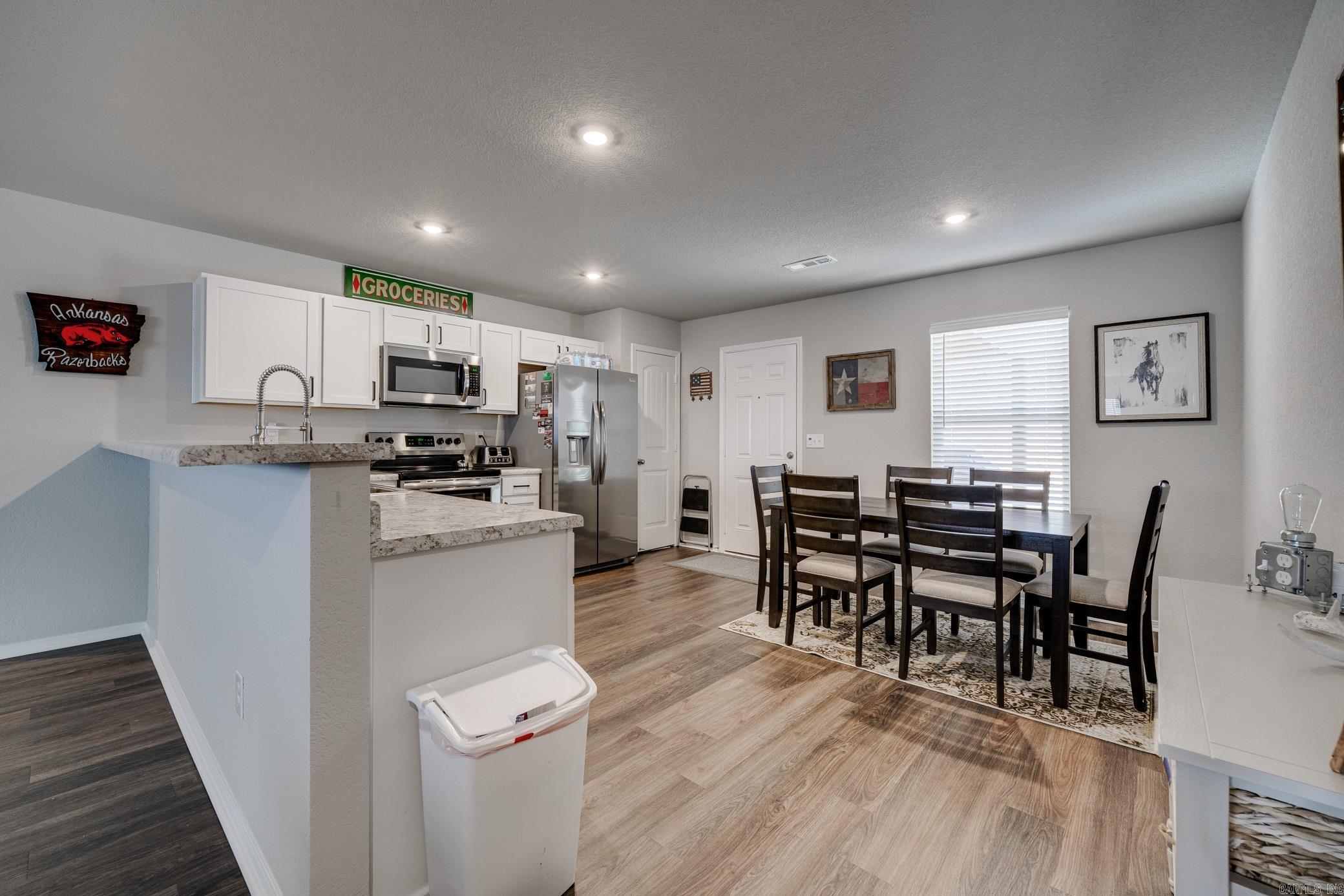17 Erwin Drive