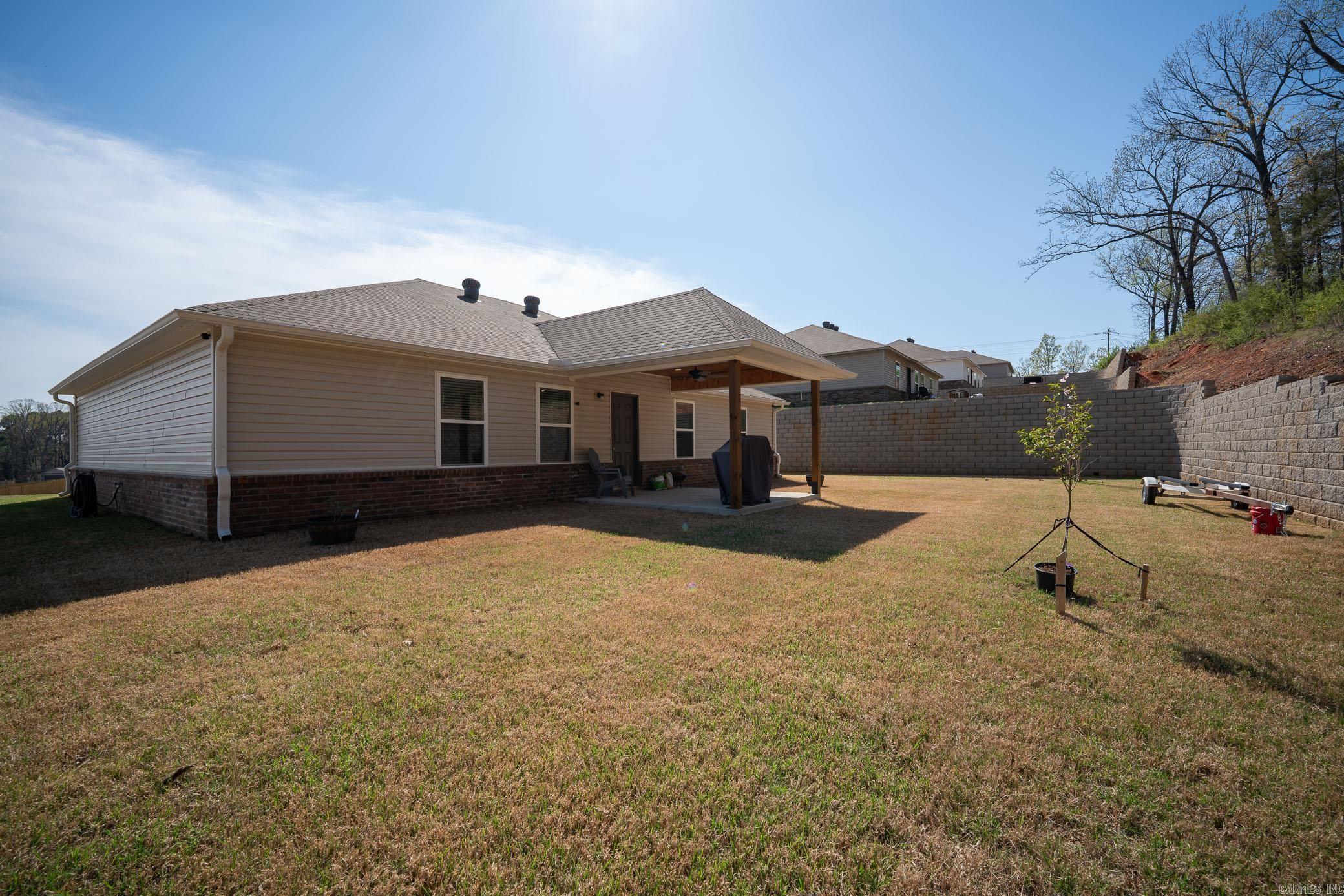 17 Erwin Drive