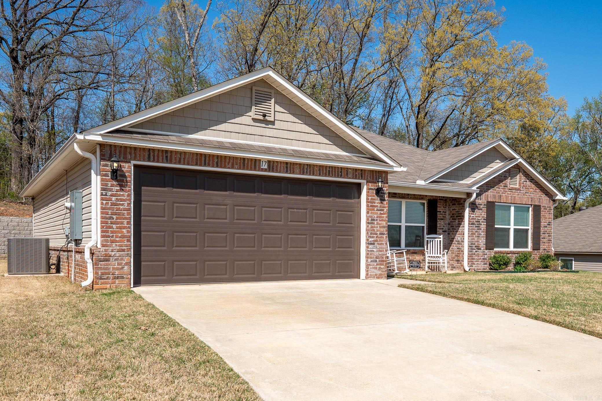 17 Erwin Drive