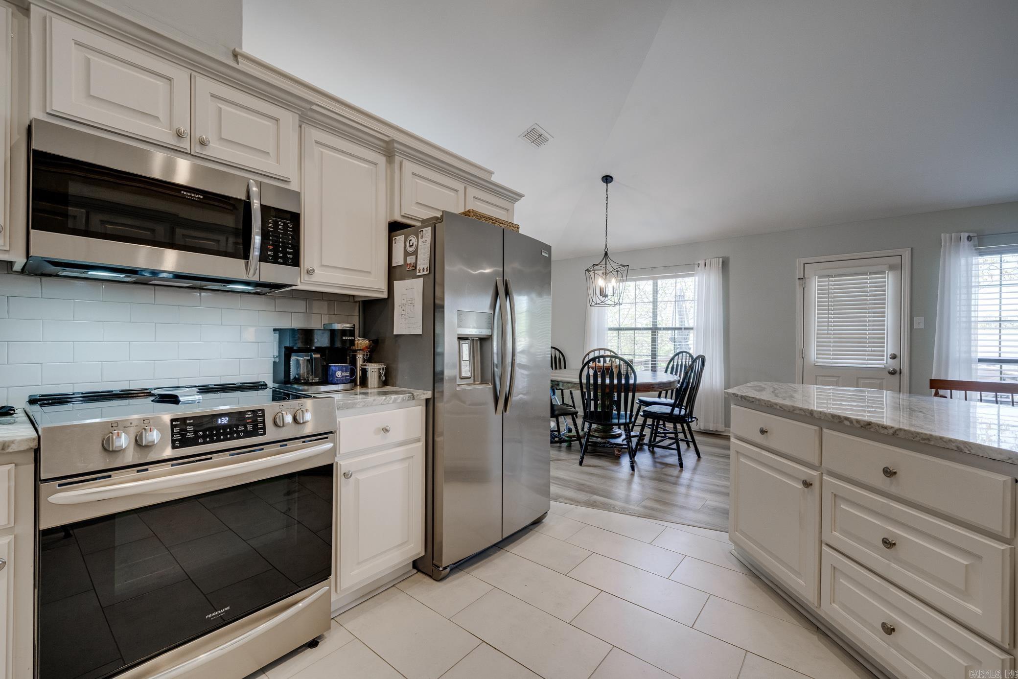 6509 Countrywood Cove