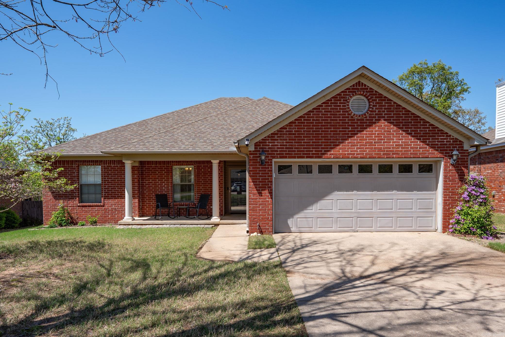 6509 Countrywood Cove