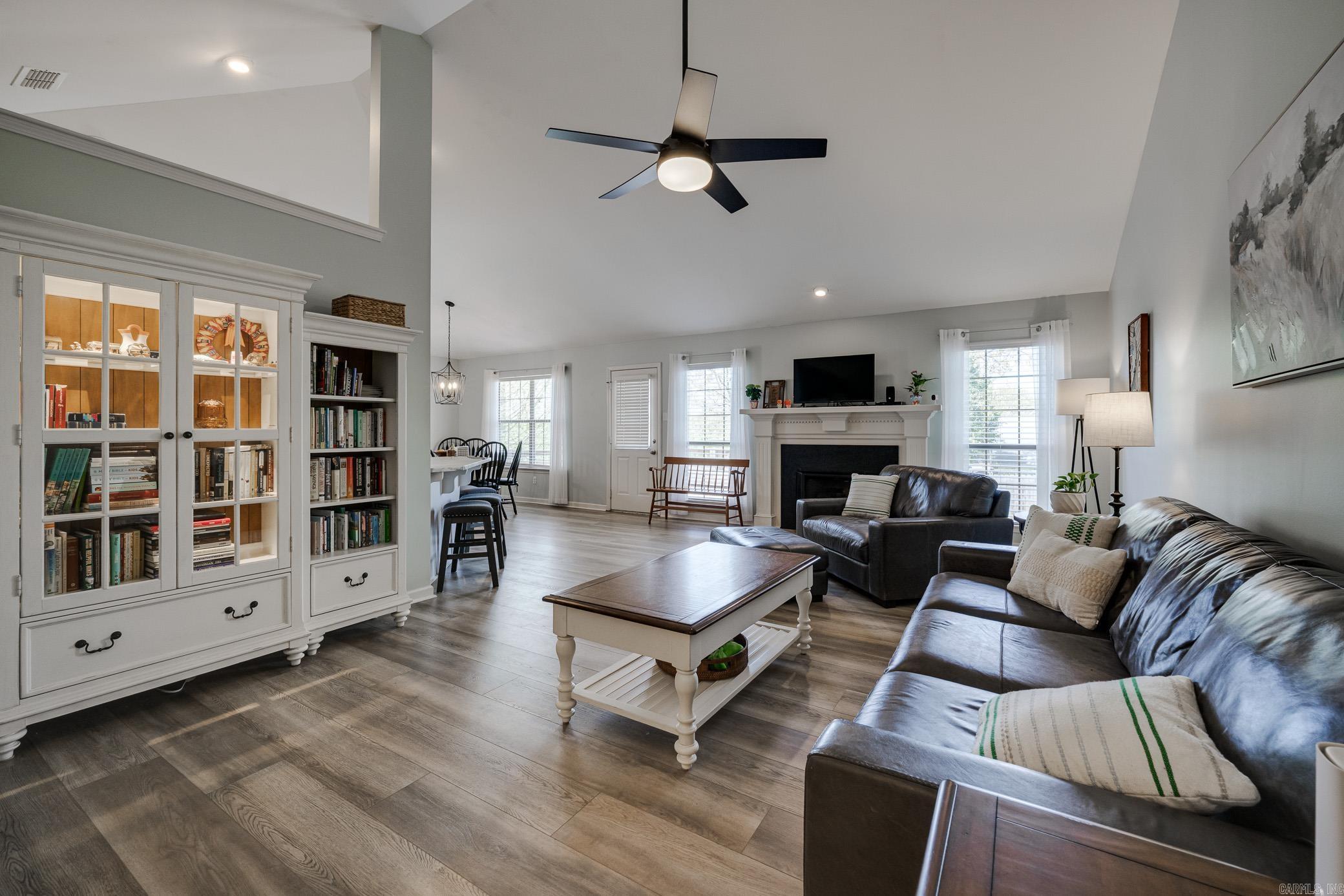 6509 Countrywood Cove