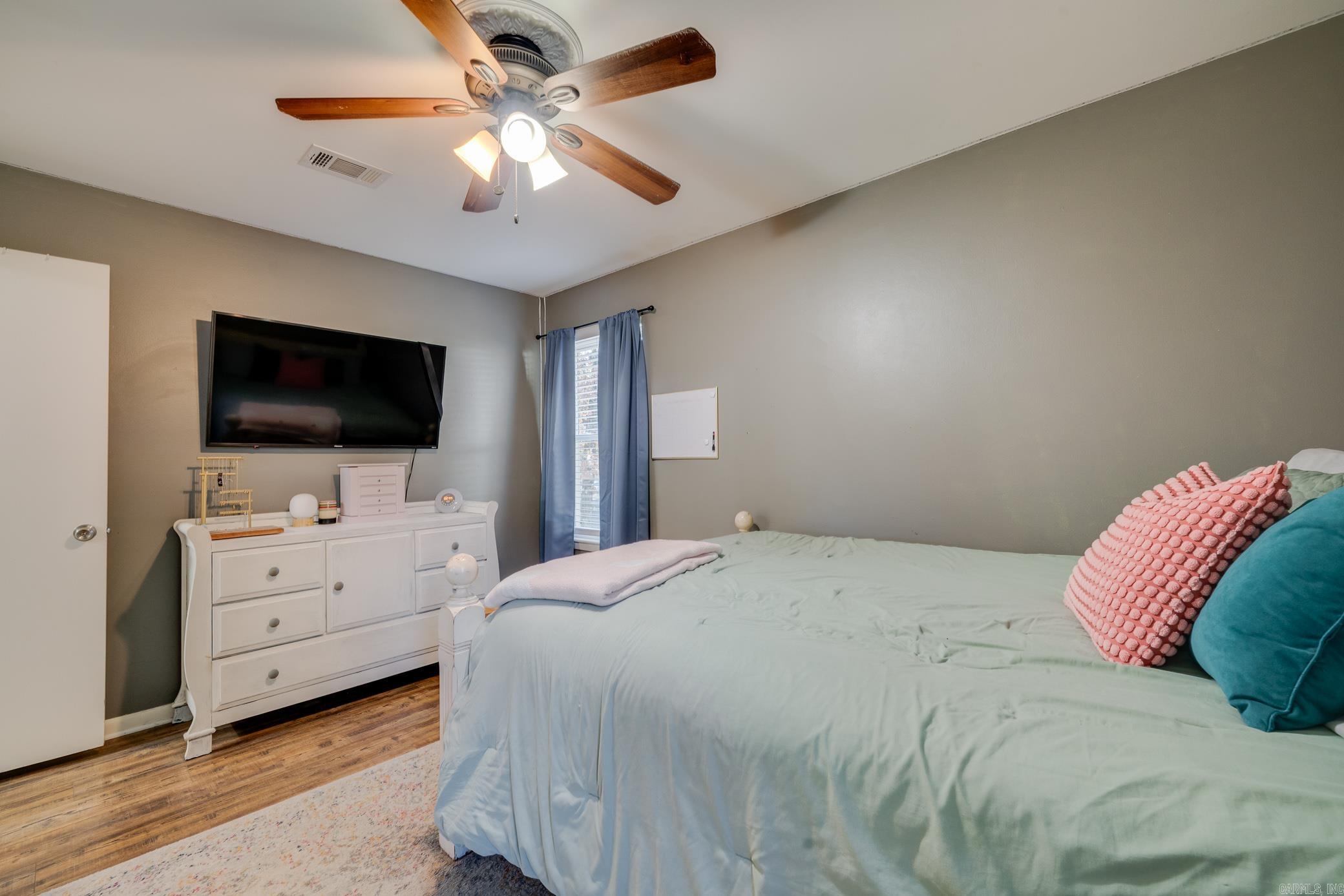 1504 War Eagle Drive