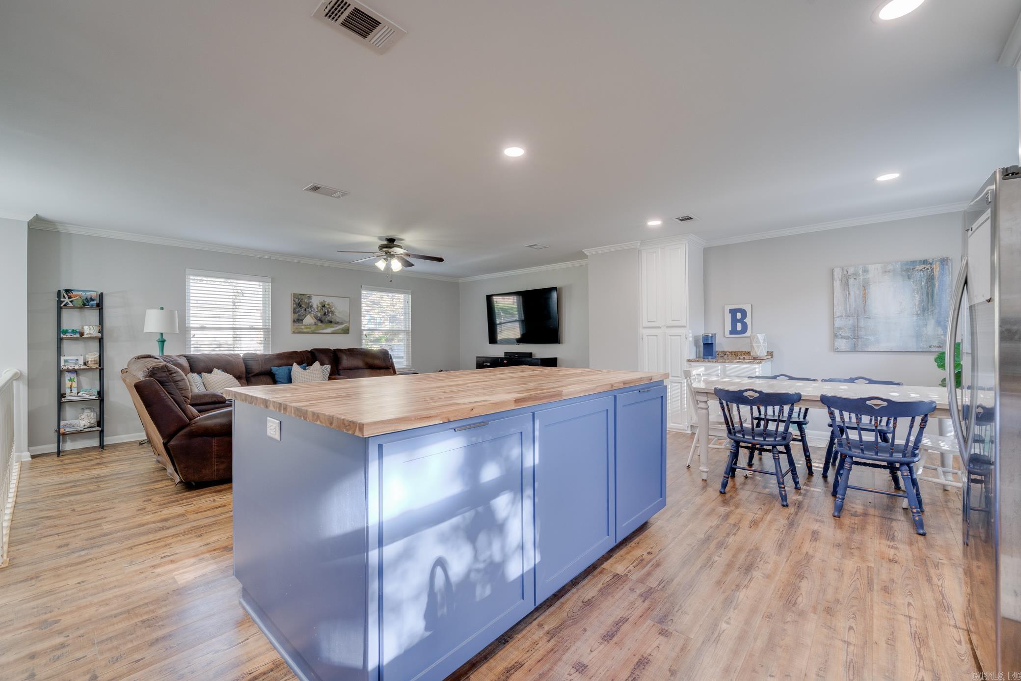 1504 War Eagle Drive