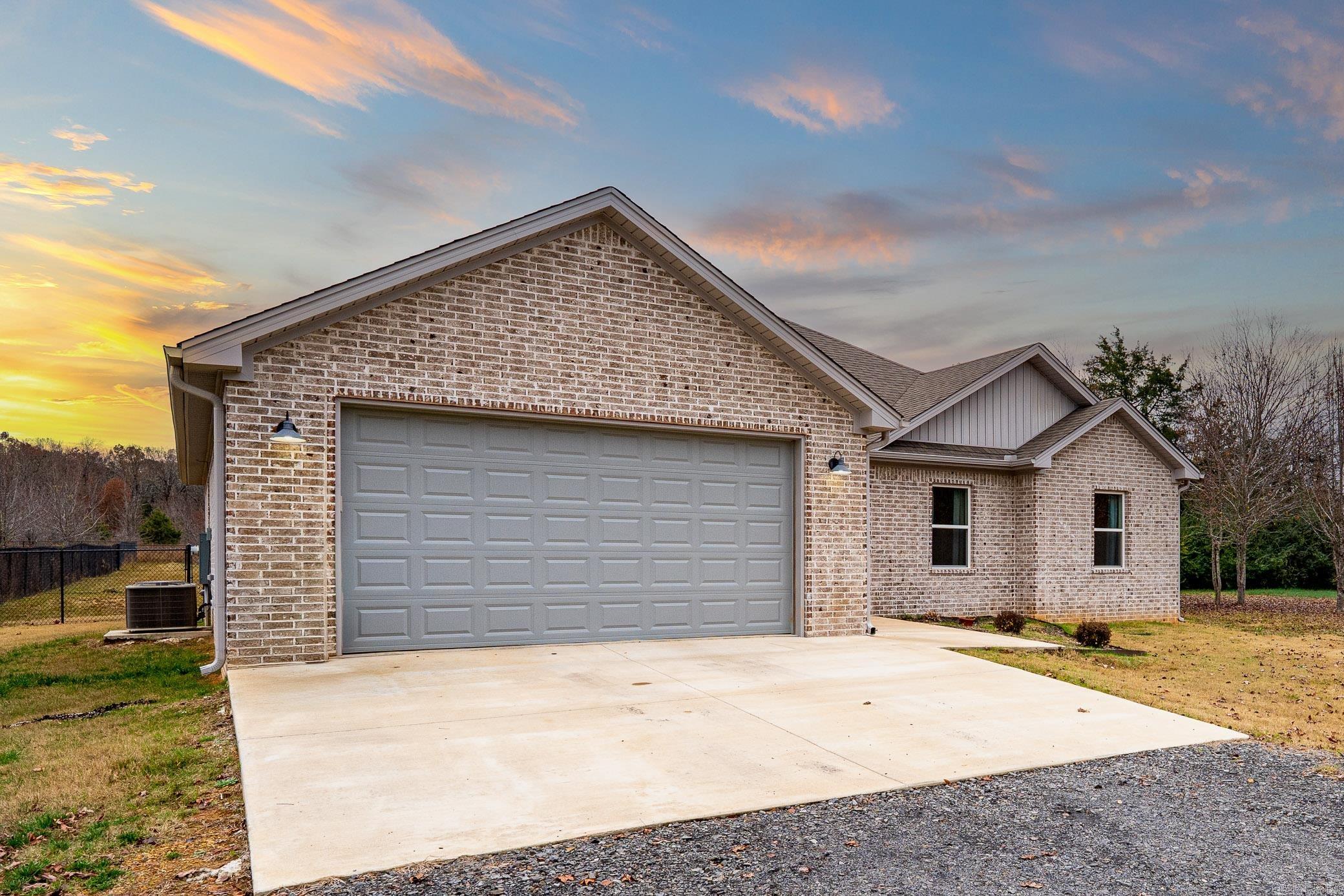 11104 Peters Road