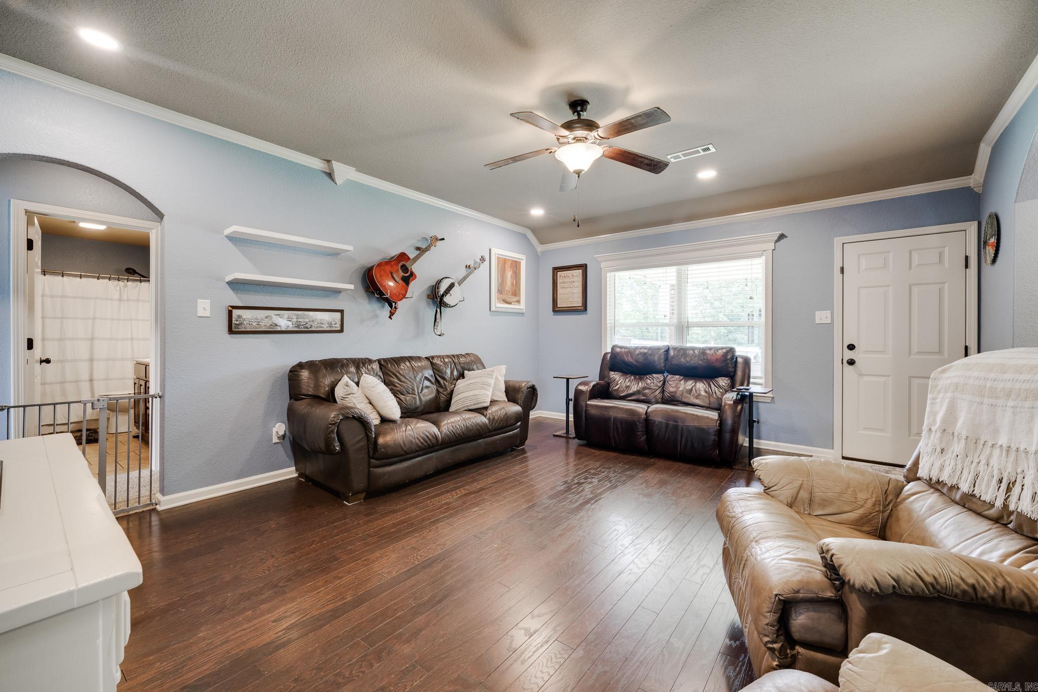 115 Earnhardt Circle
