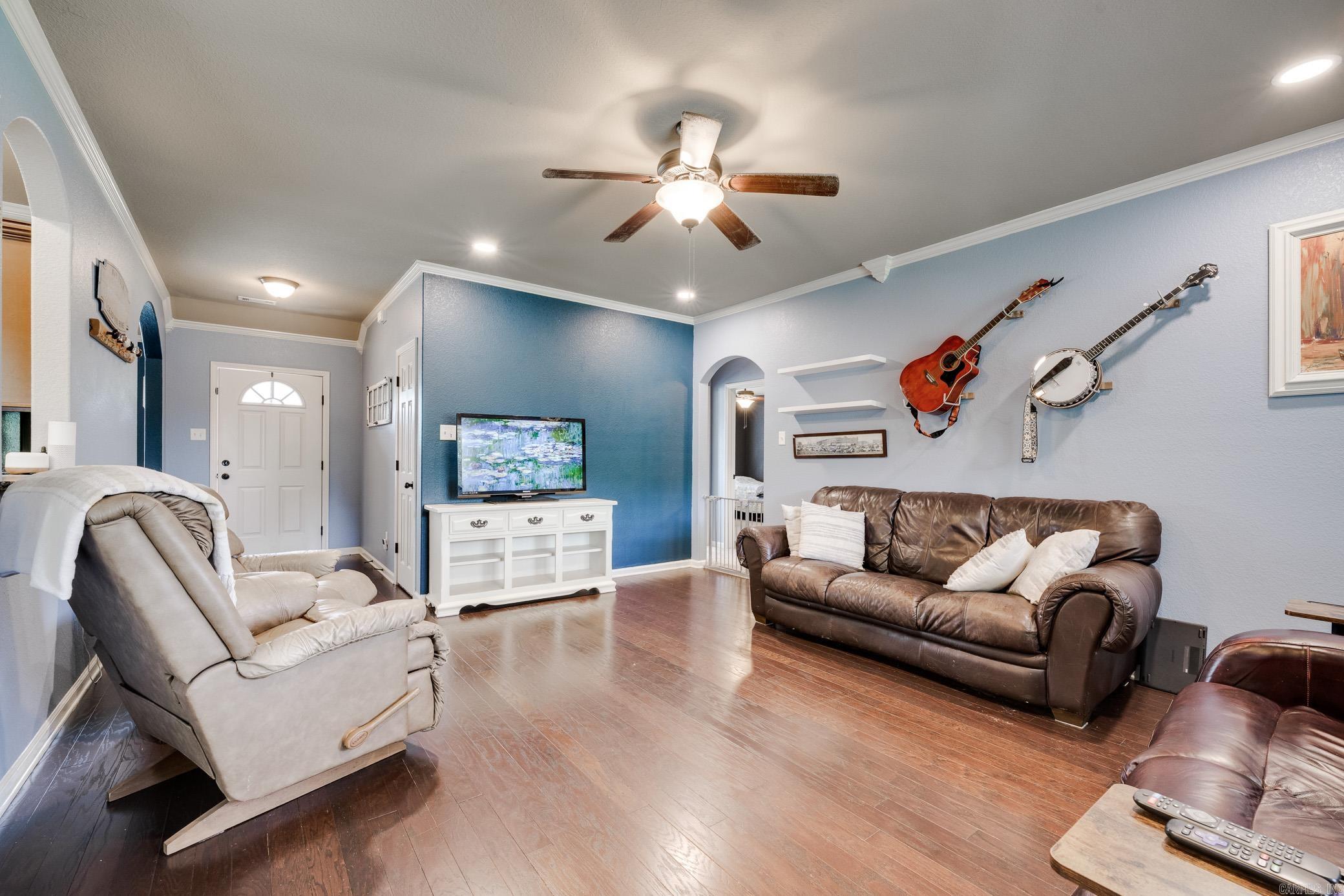 115 Earnhardt Circle