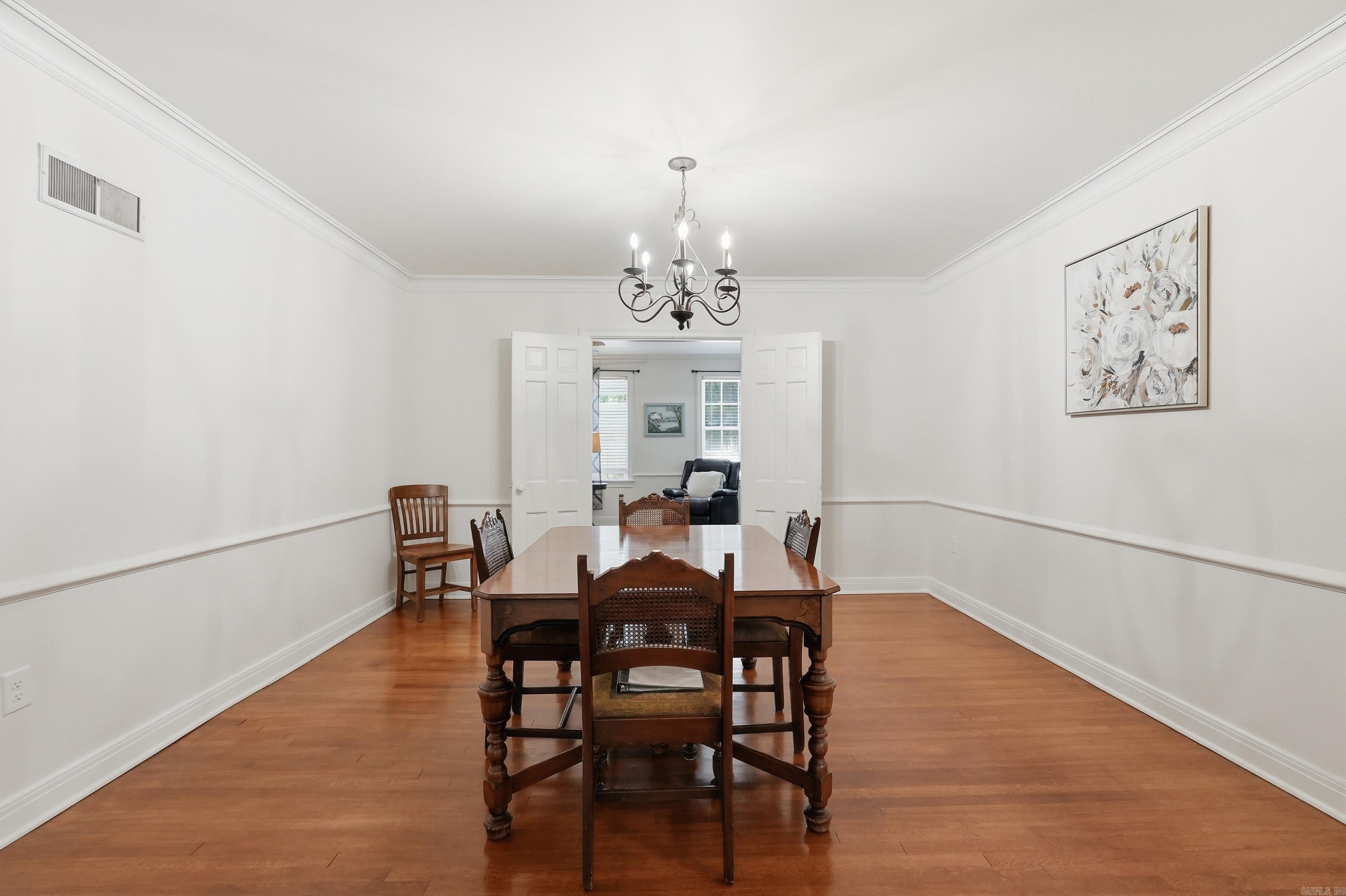 6109 Cantrell