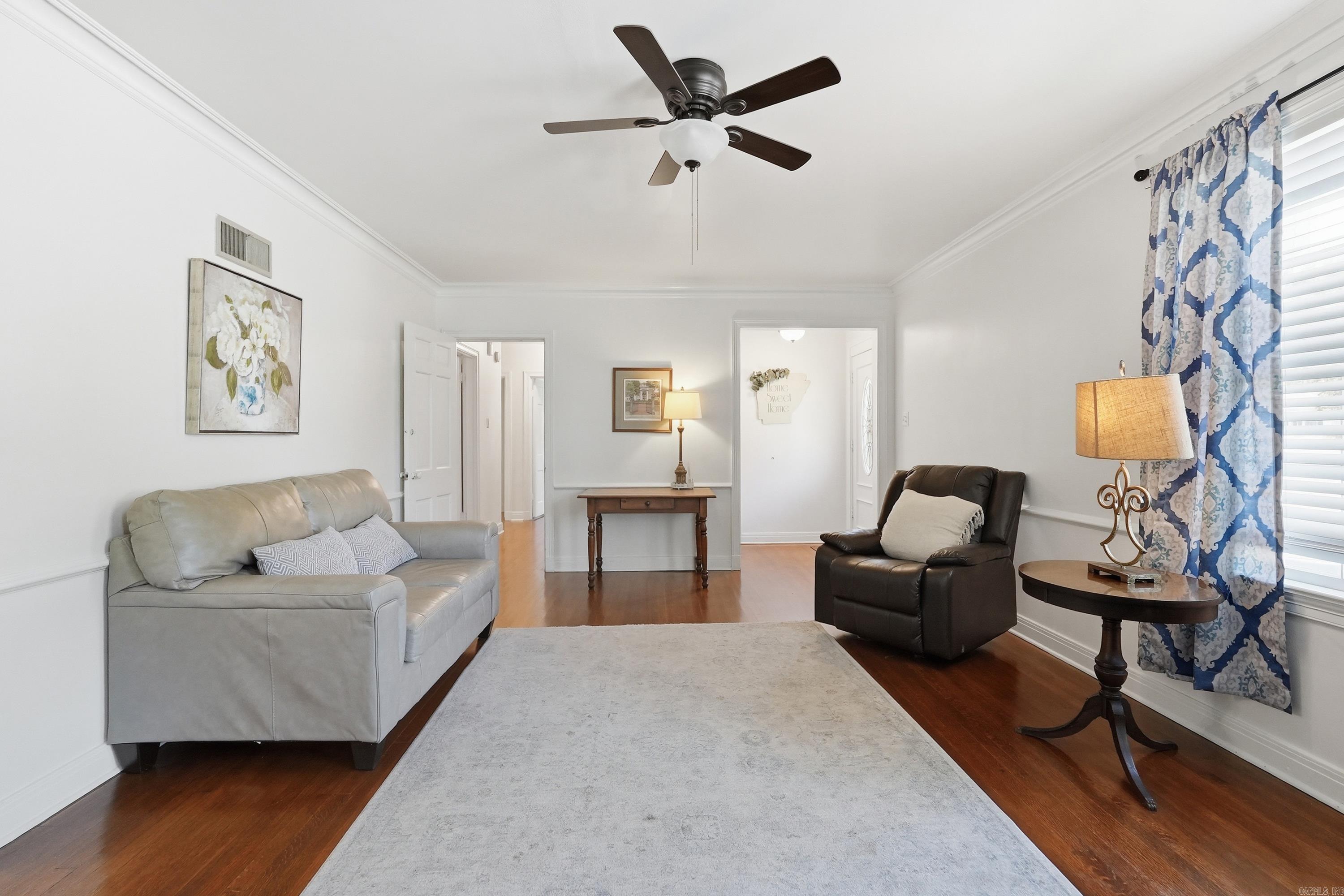 6109 Cantrell