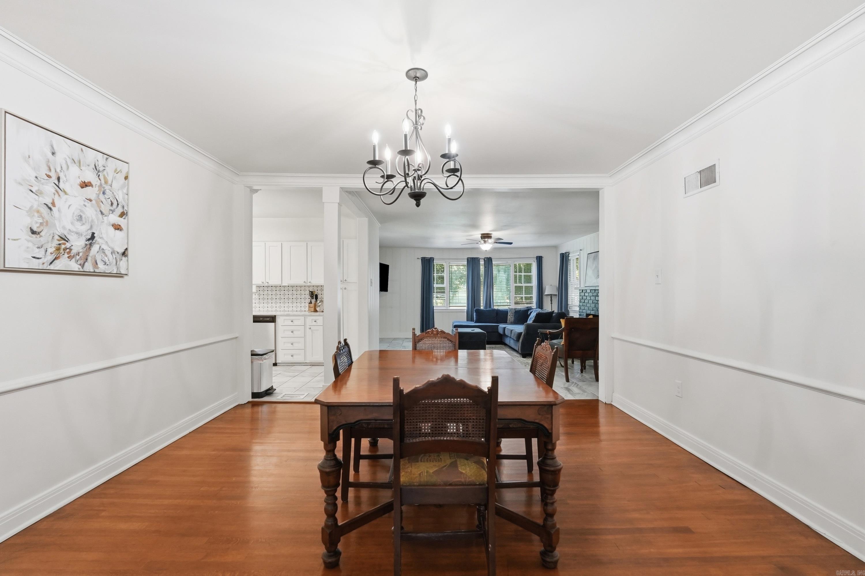 6109 Cantrell