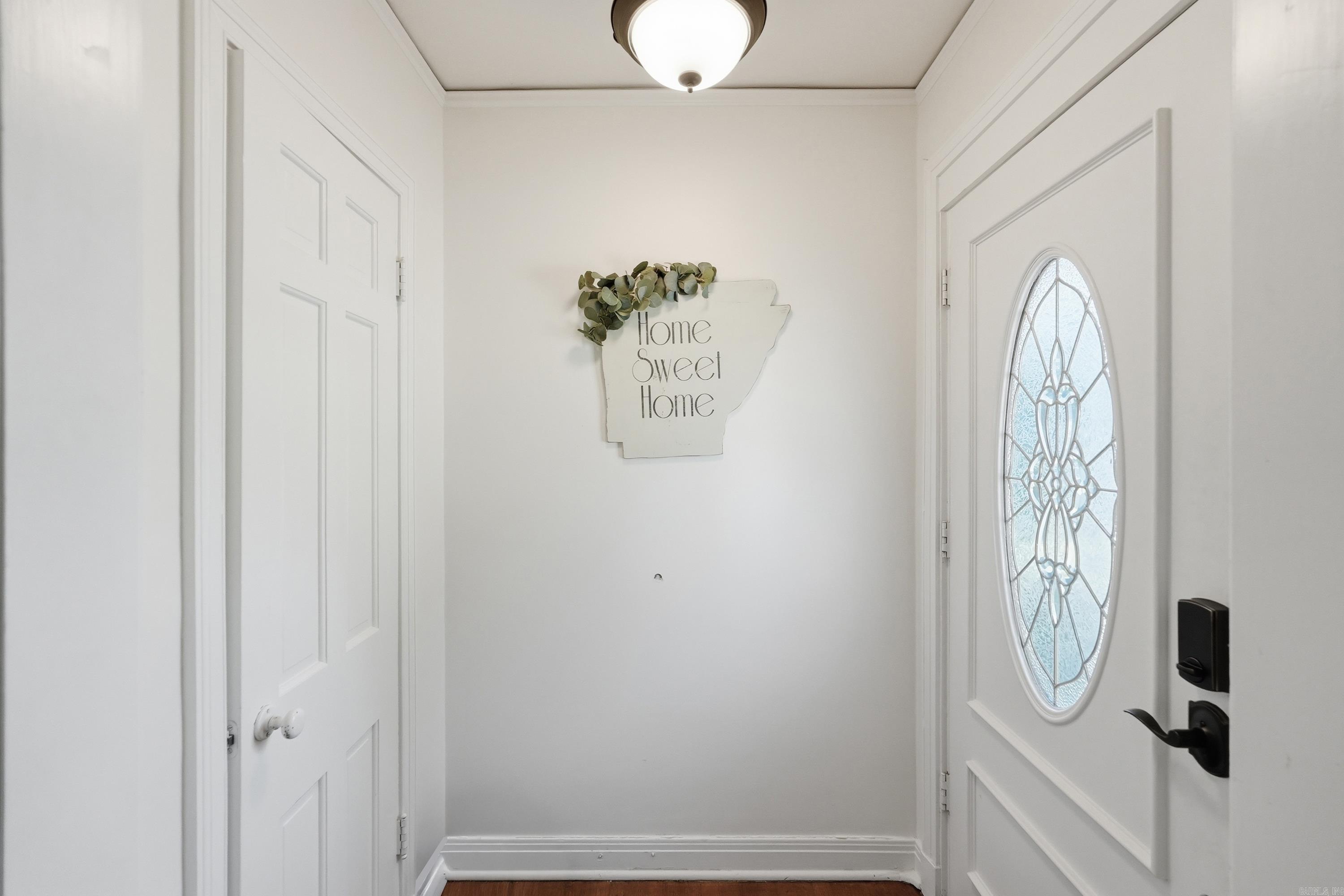 6109 Cantrell