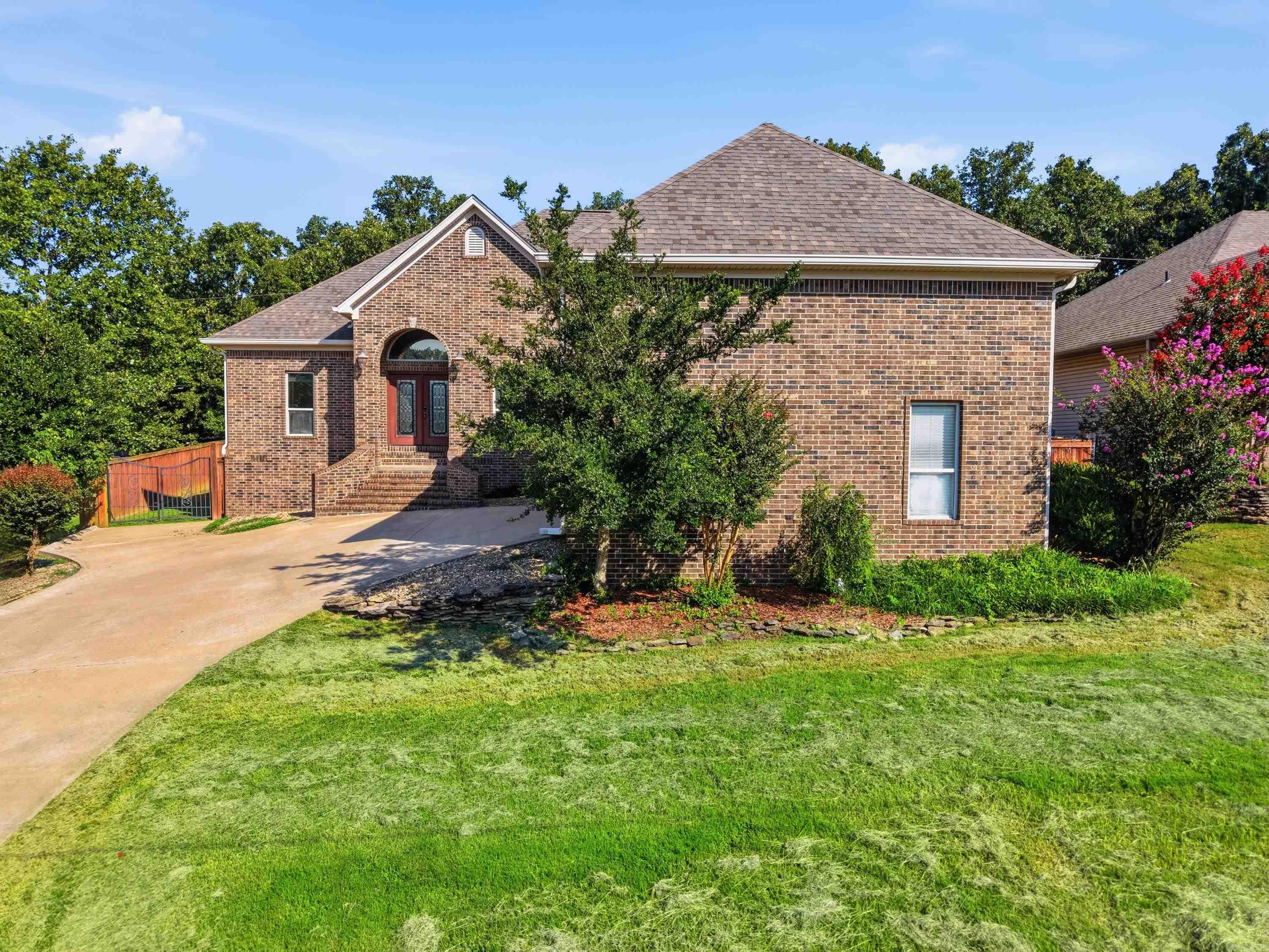1521 Hidden Creek Drive