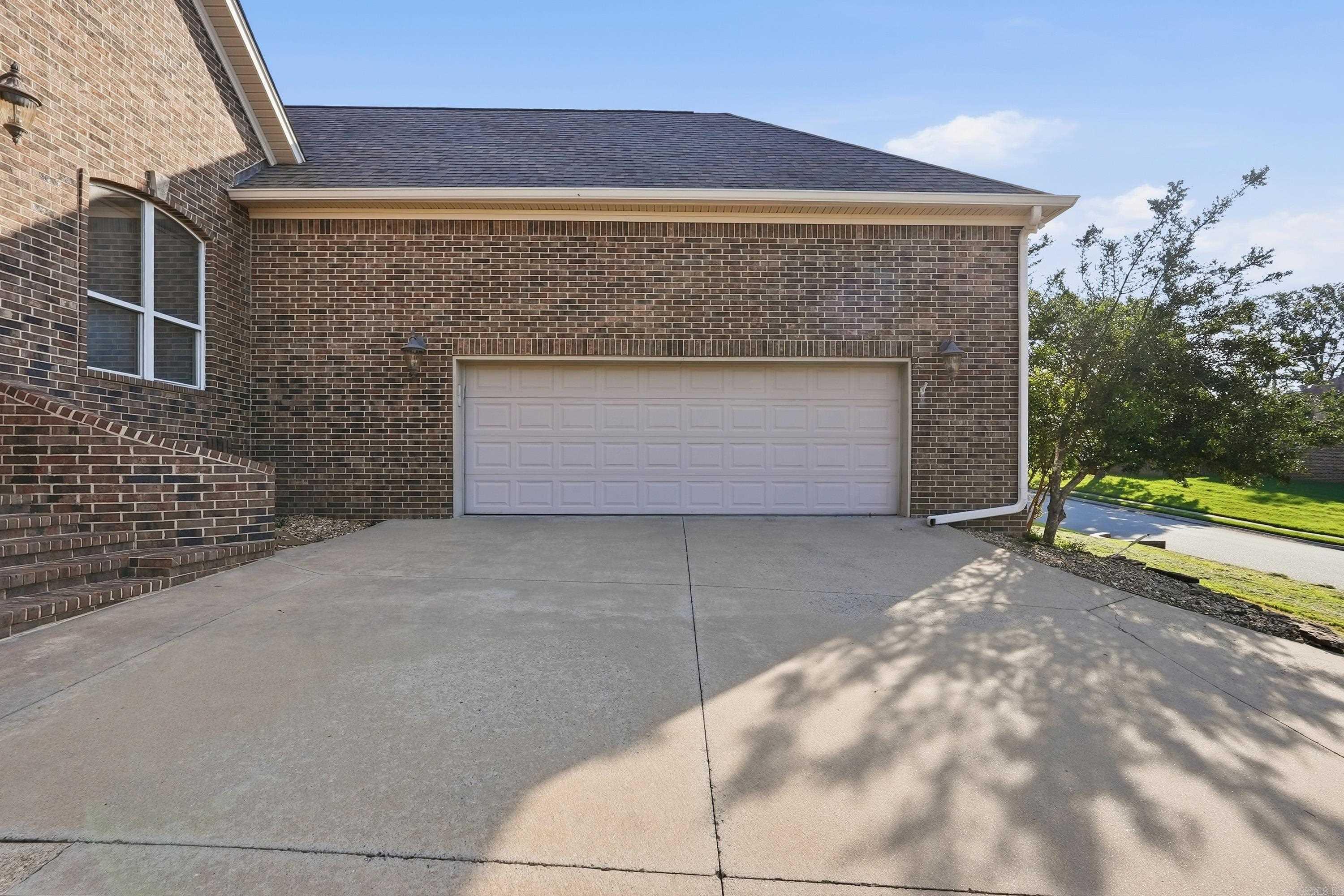 1521 Hidden Creek Drive