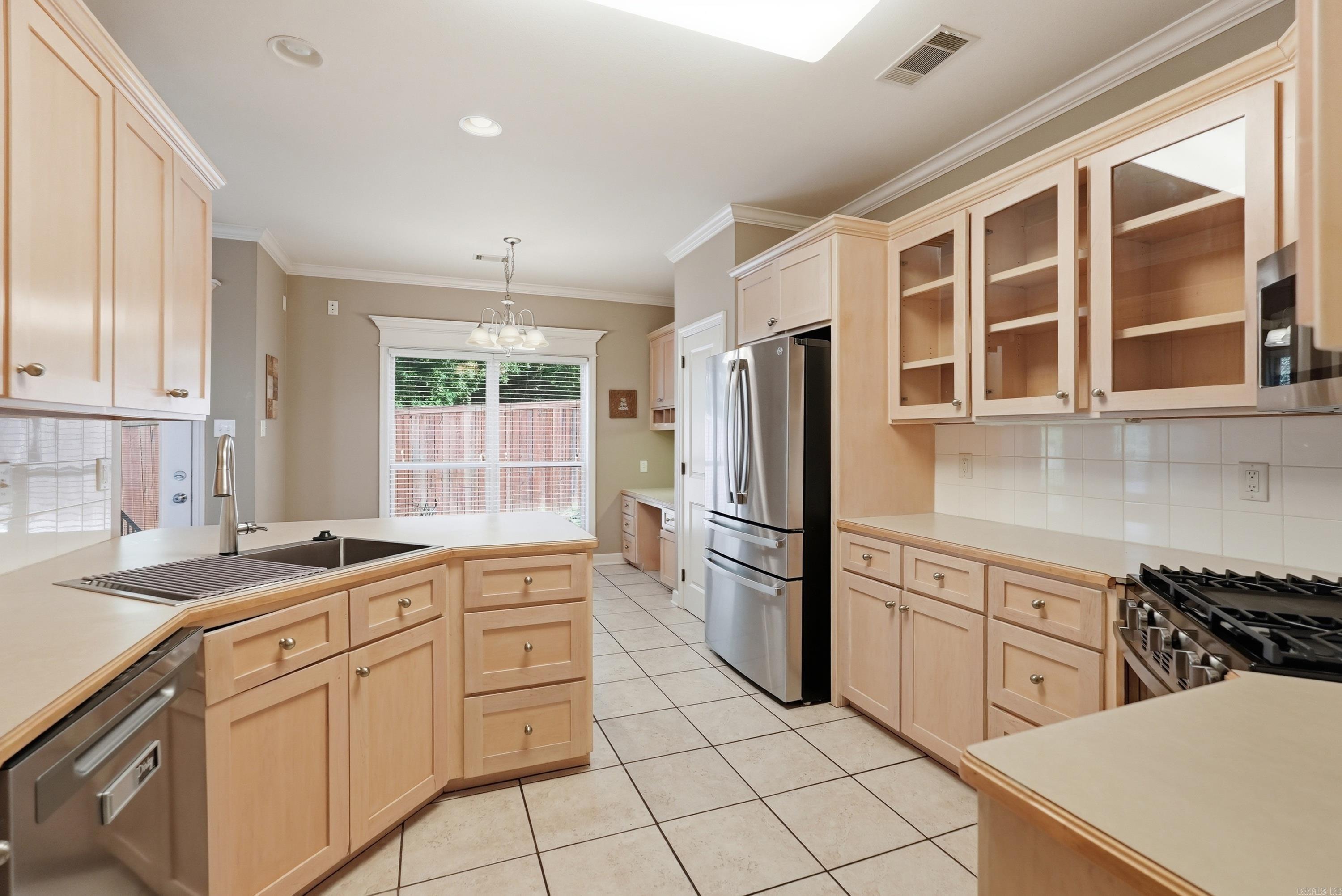 1521 Hidden Creek Drive