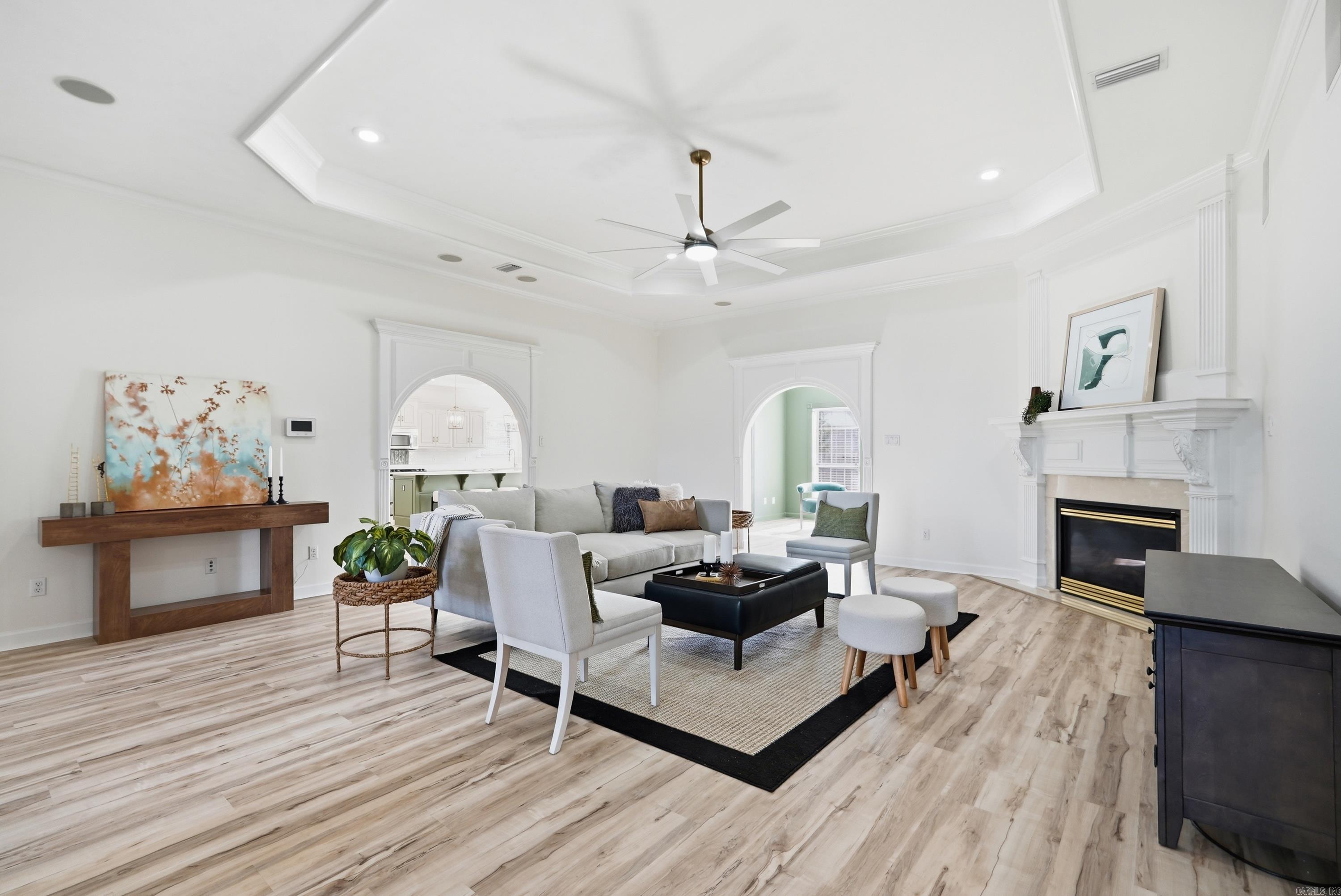 1724 Oakbrook Drive