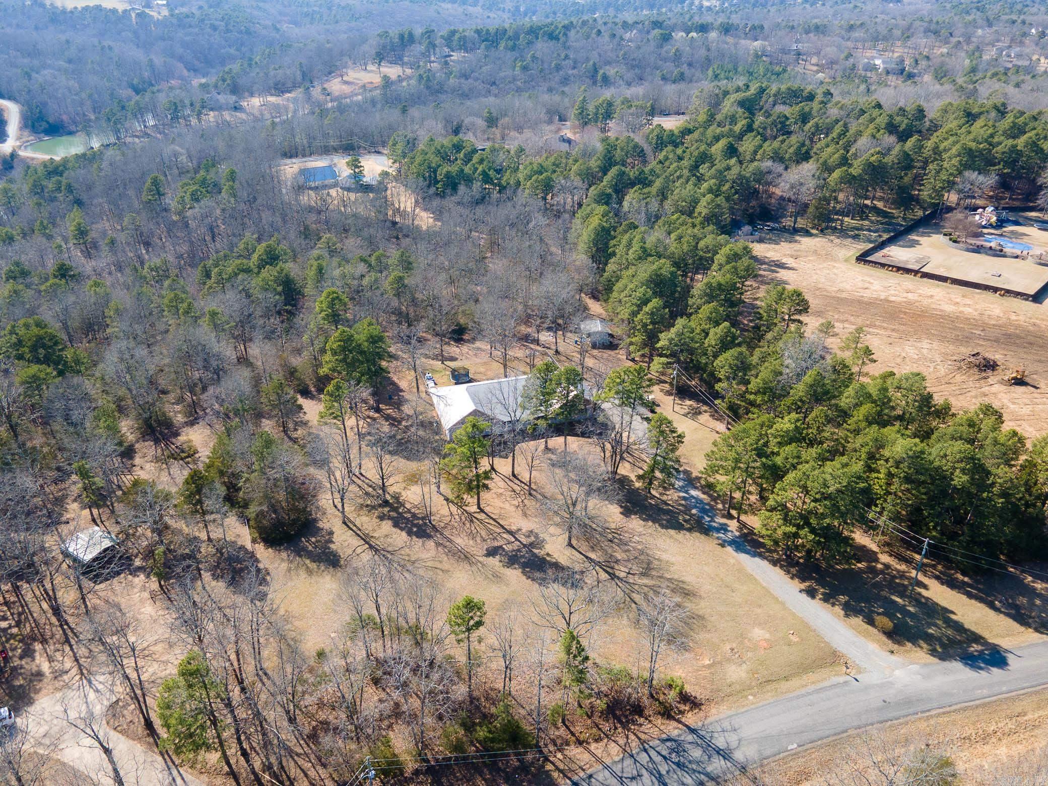70 Quail Hollow Cove