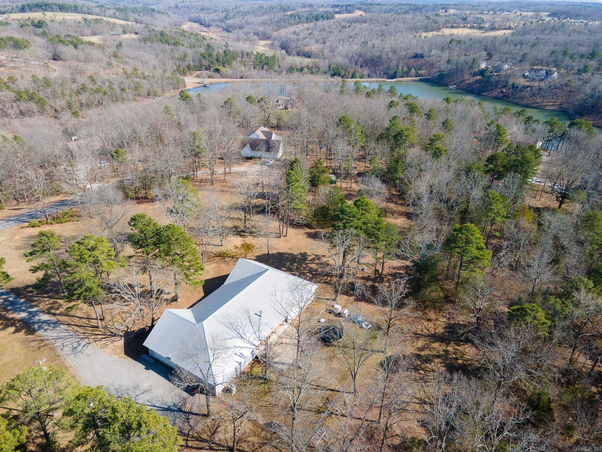 70 Quail Hollow Cove
