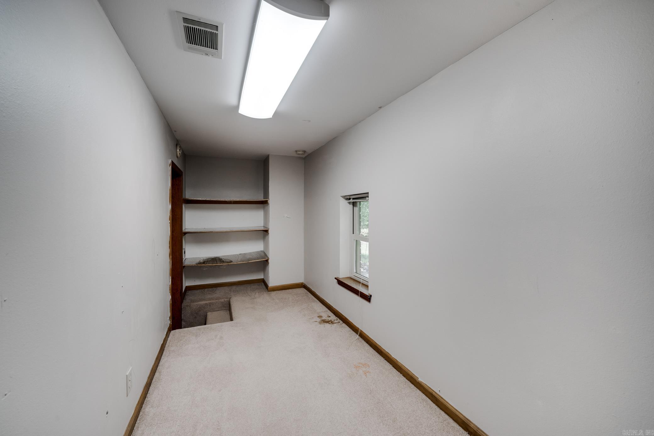 816 Cache River