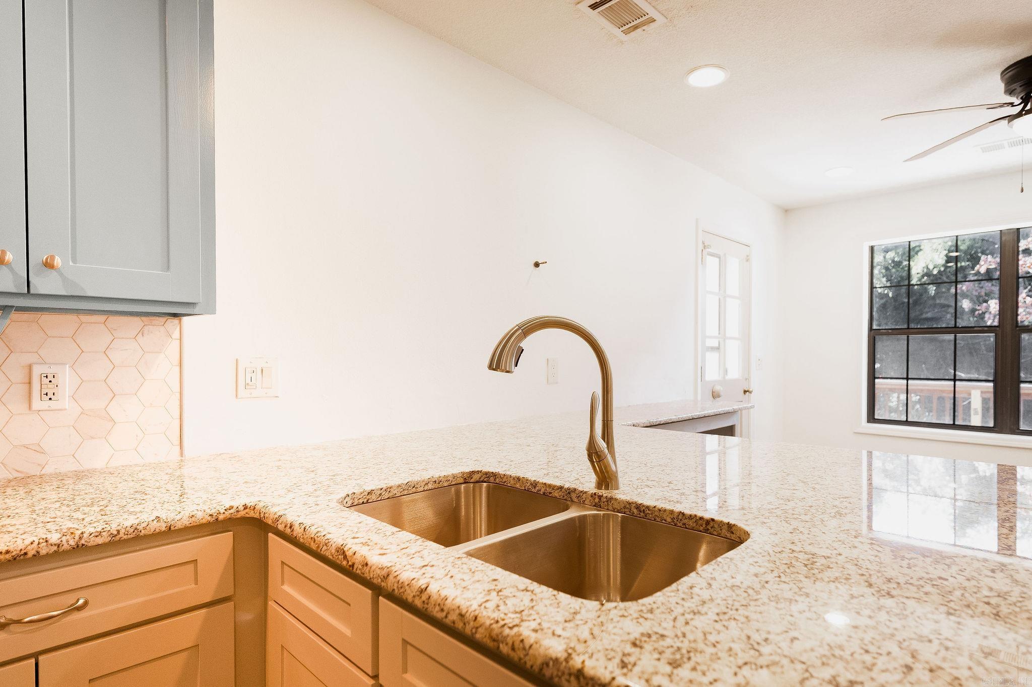 17 Frontera Circle