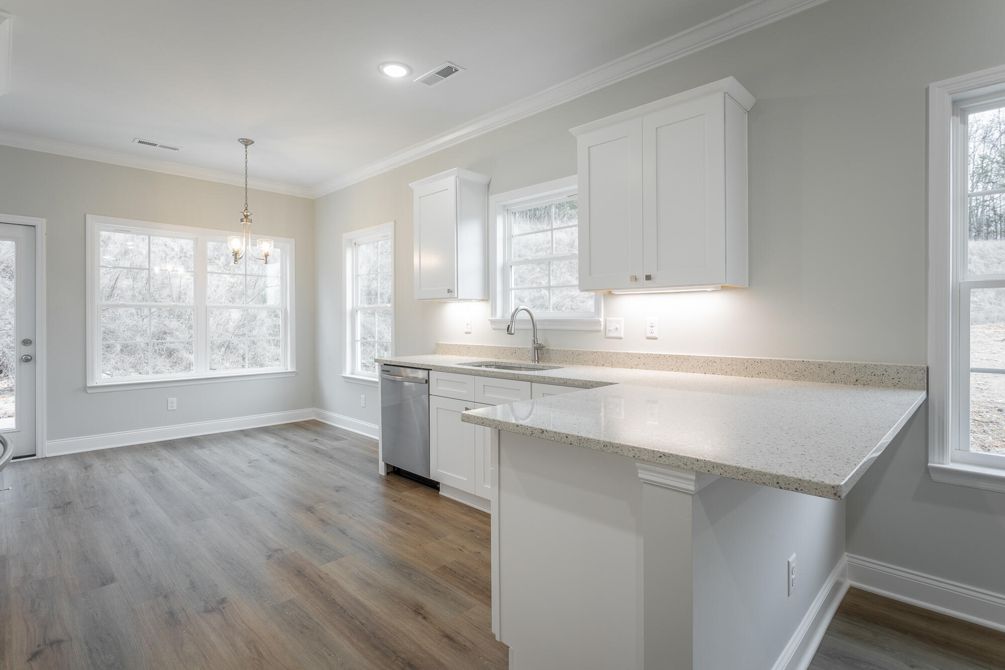 281 NE Bellingham Drive, T1c