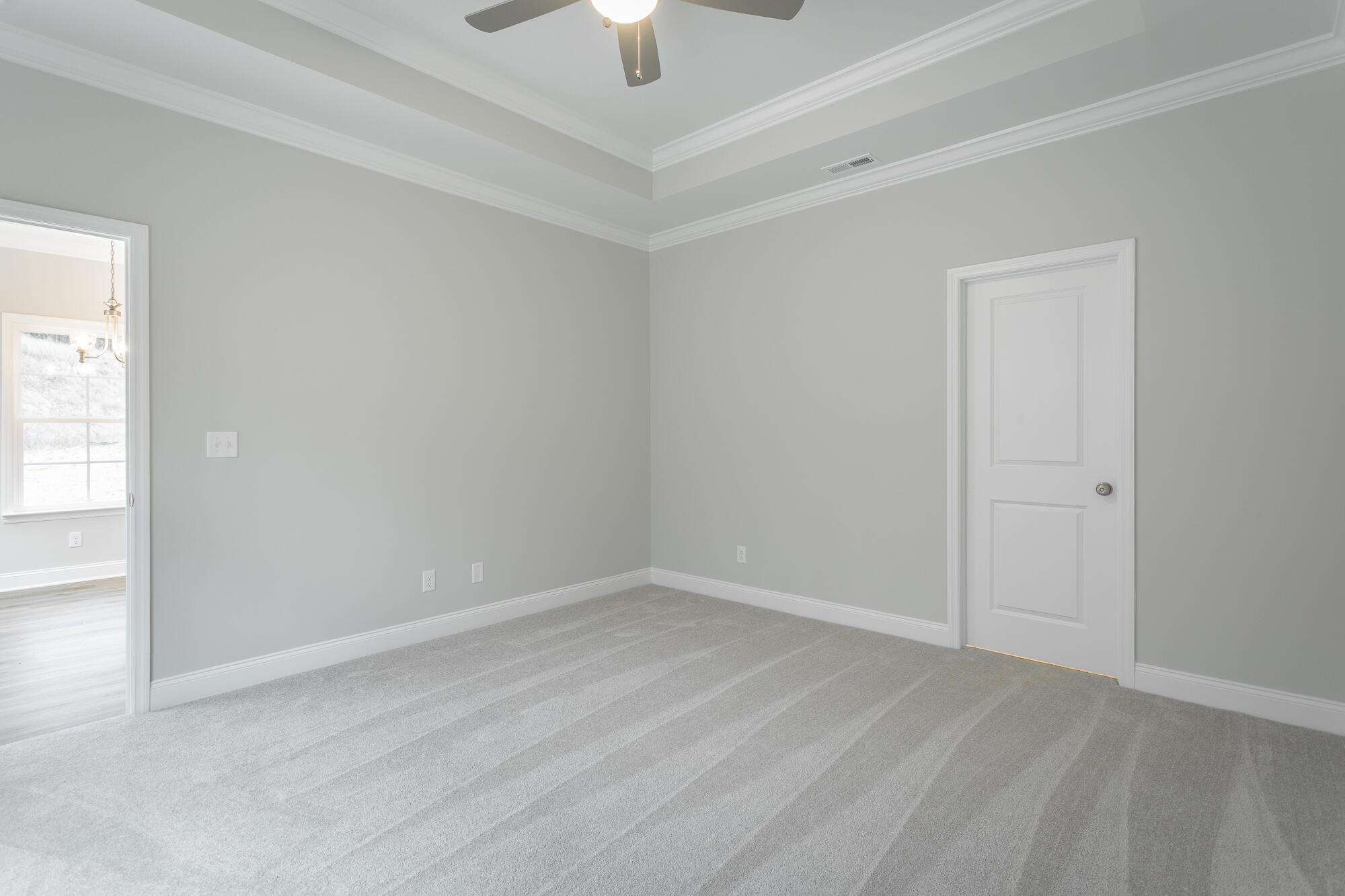 281 NE Bellingham Drive, T1c