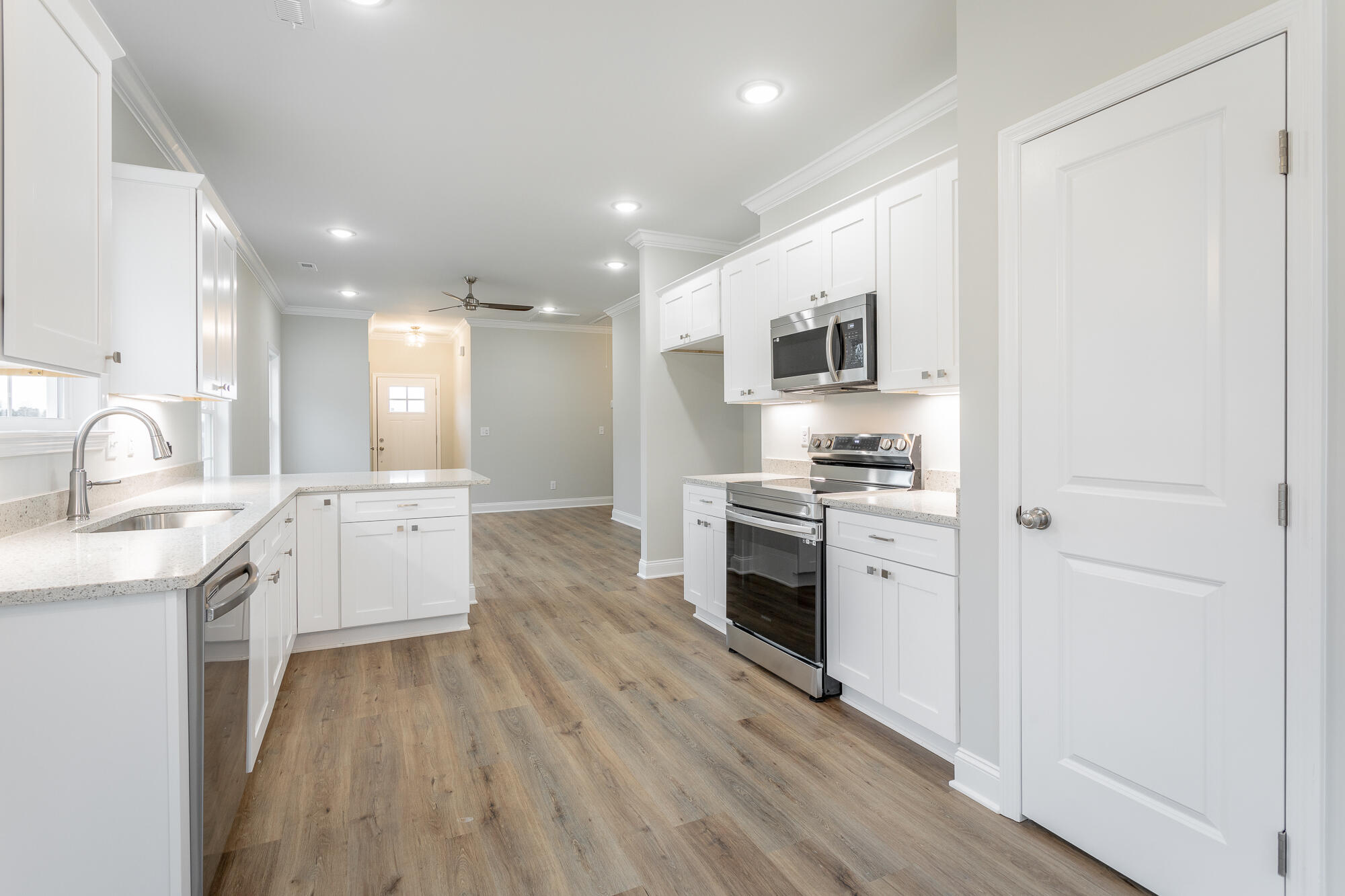 281 NE Bellingham Drive, T1c
