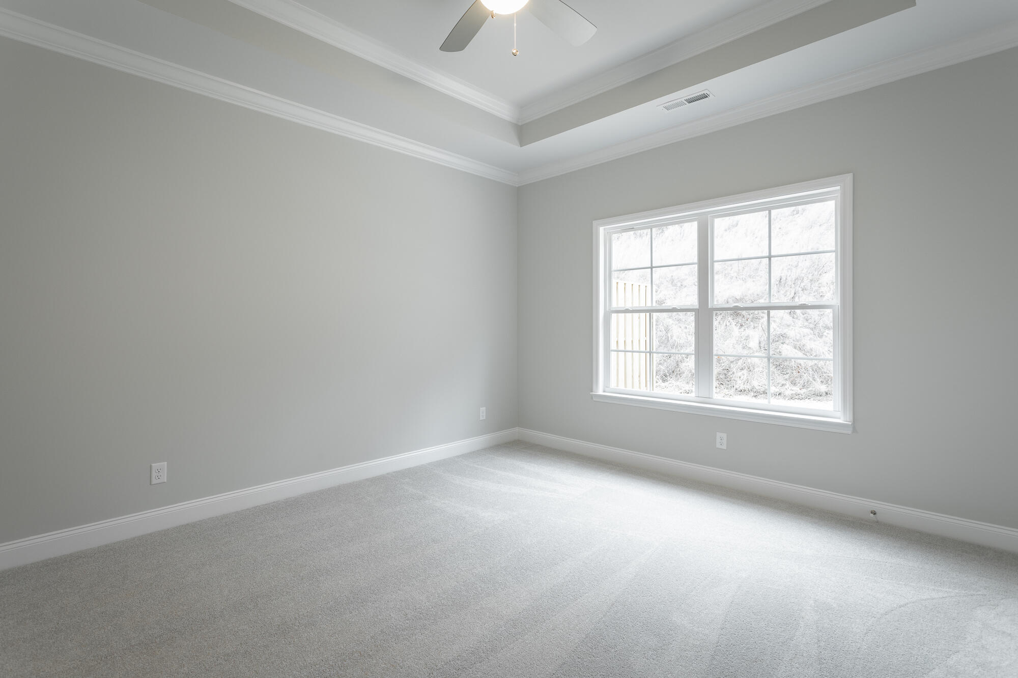 281 NE Bellingham Drive, T1c