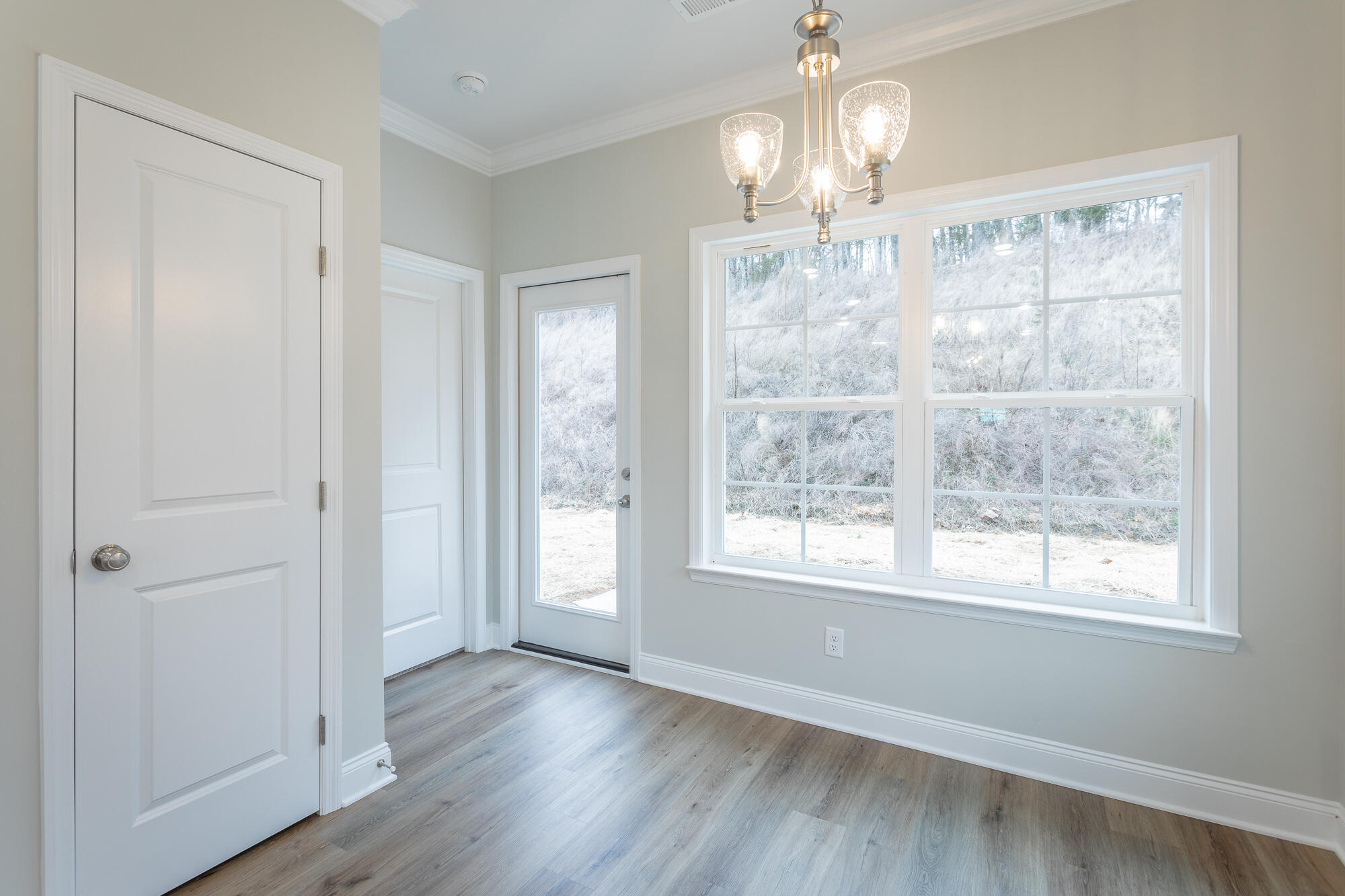 281 NE Bellingham Drive, T1c
