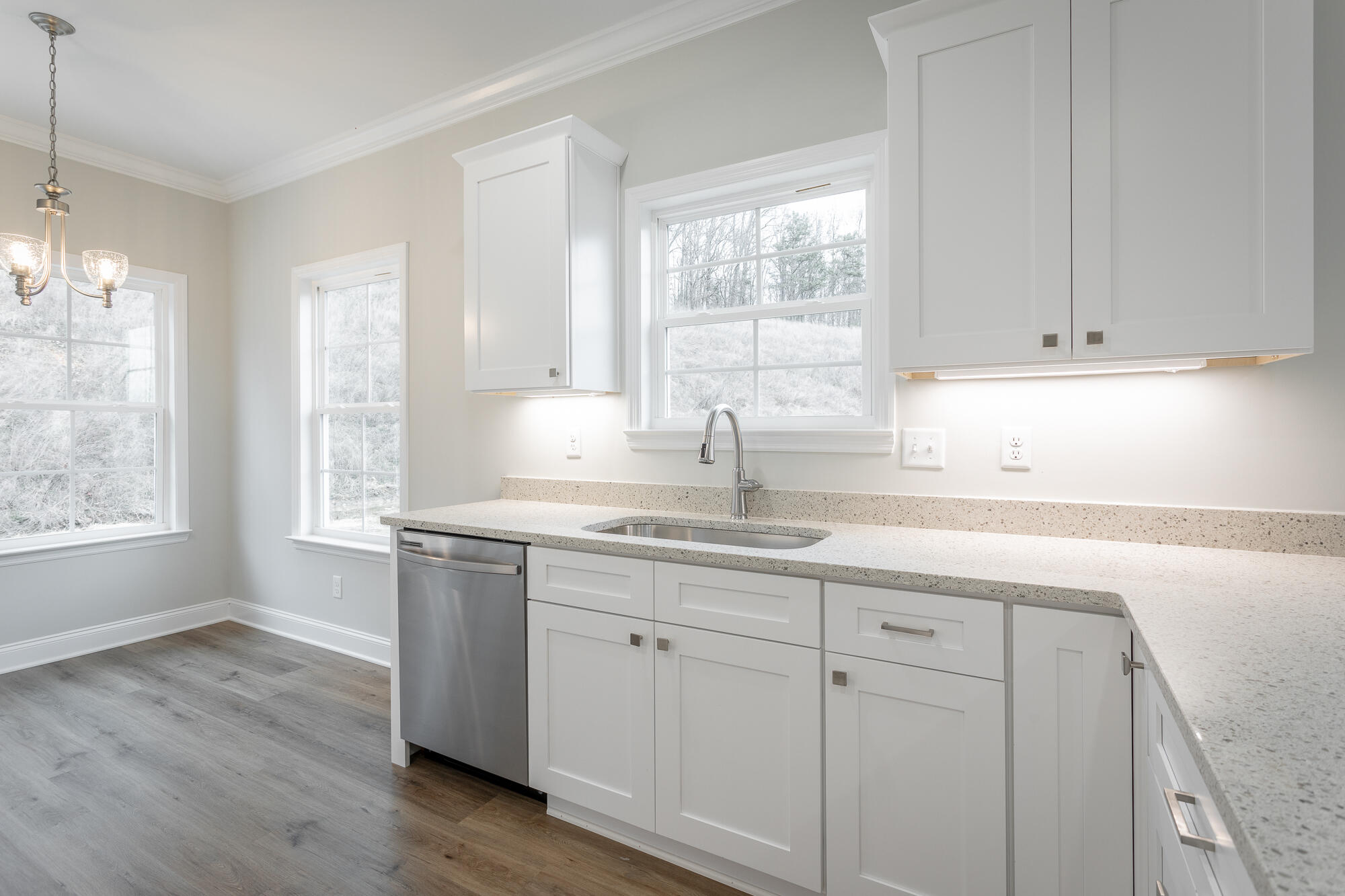 281 NE Bellingham Drive, T1c