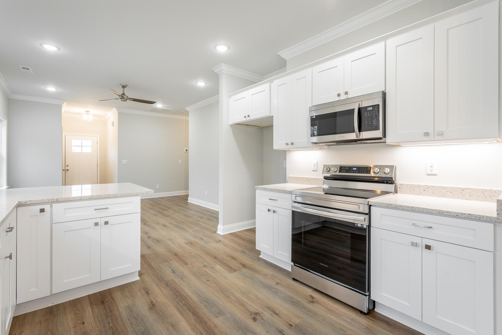 281 NE Bellingham Drive, T1c