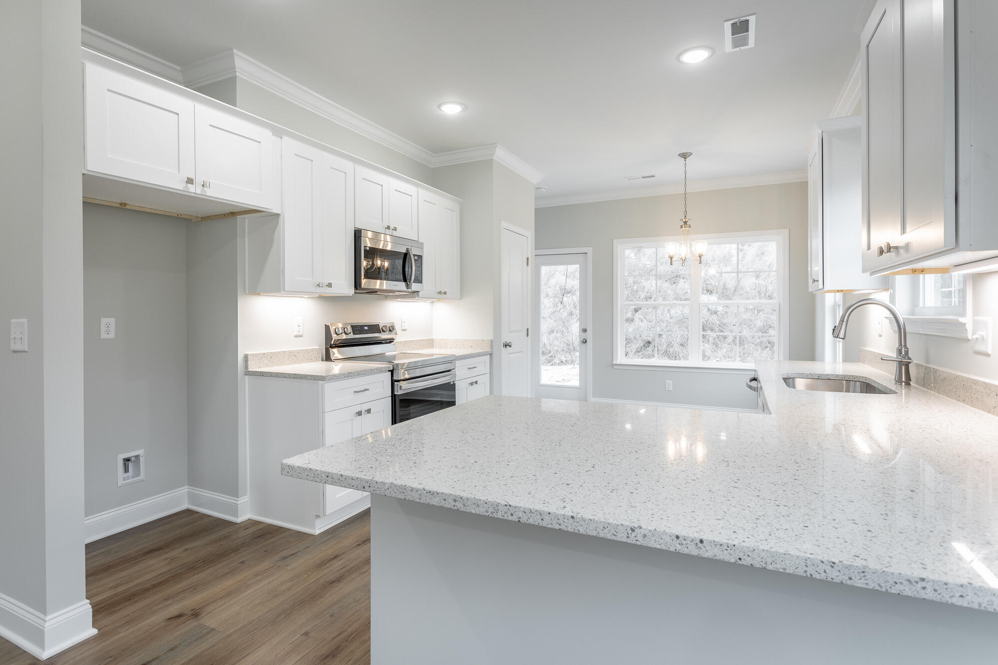 281 NE Bellingham Drive, T1c
